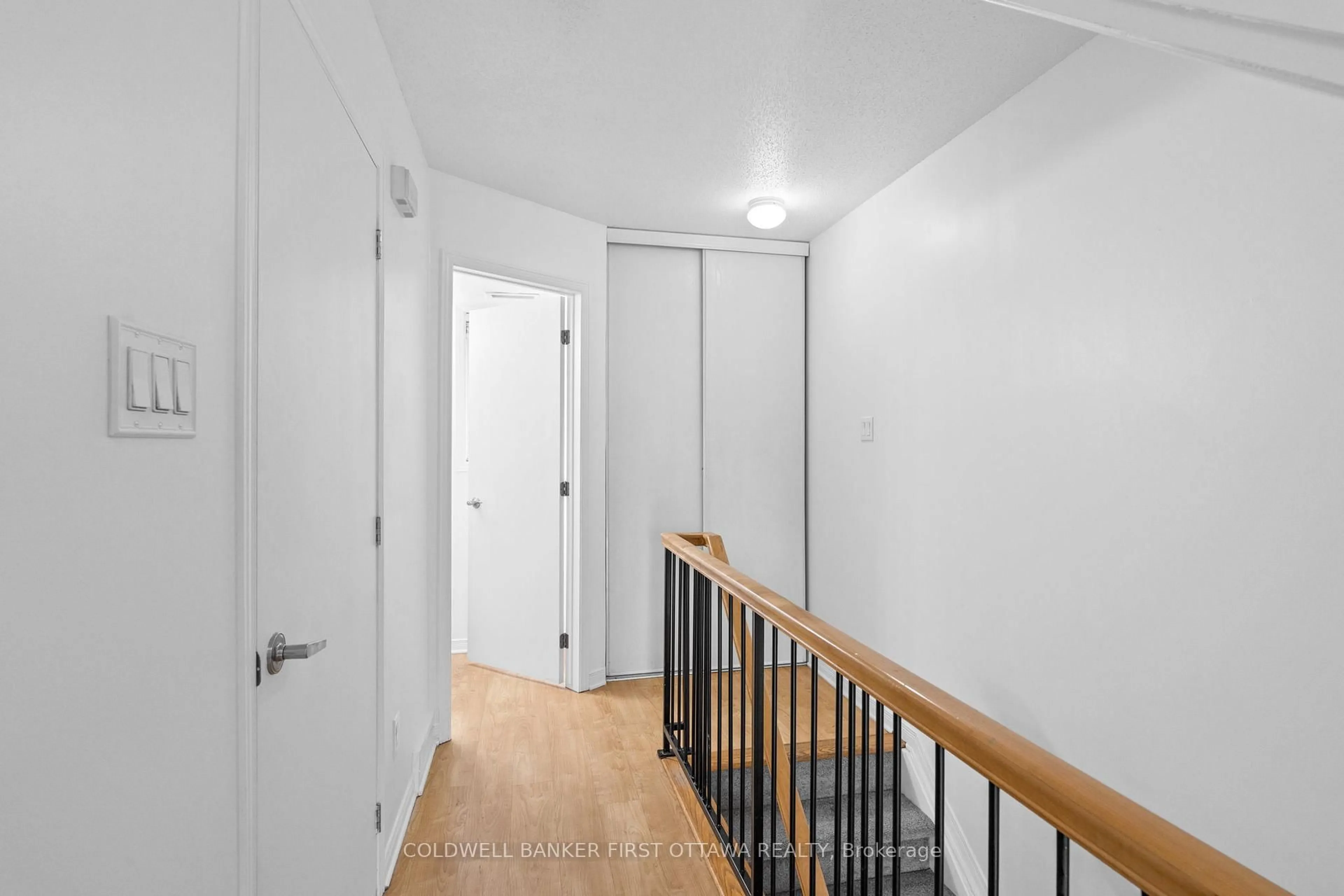 Unknown for 270 King Edward Ave, Ottawa Ontario K1N 7M1