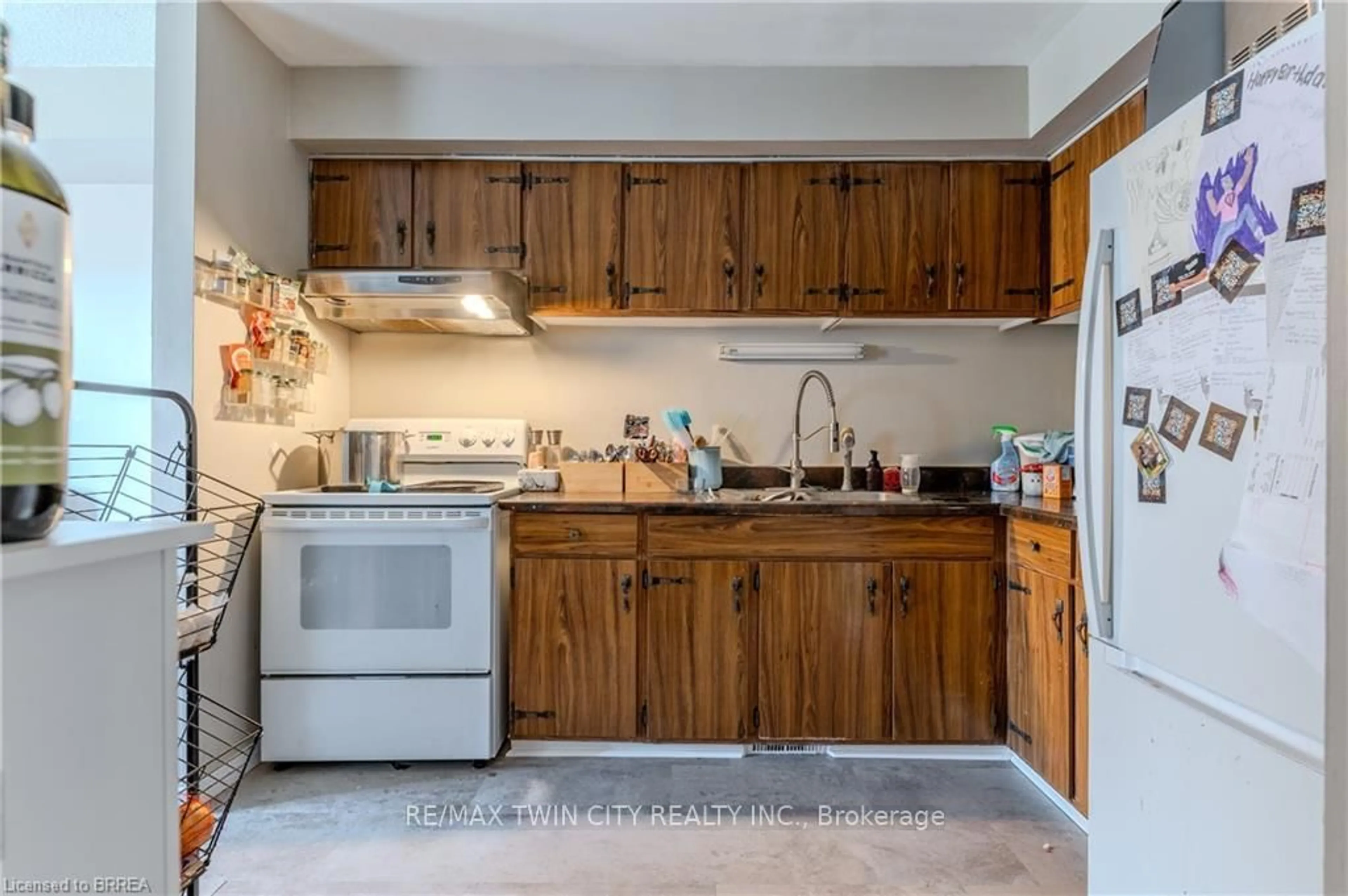Standard kitchen, ceramic/tile floor for 5 Raleigh St #23, Brantford Ontario N3T 1J8