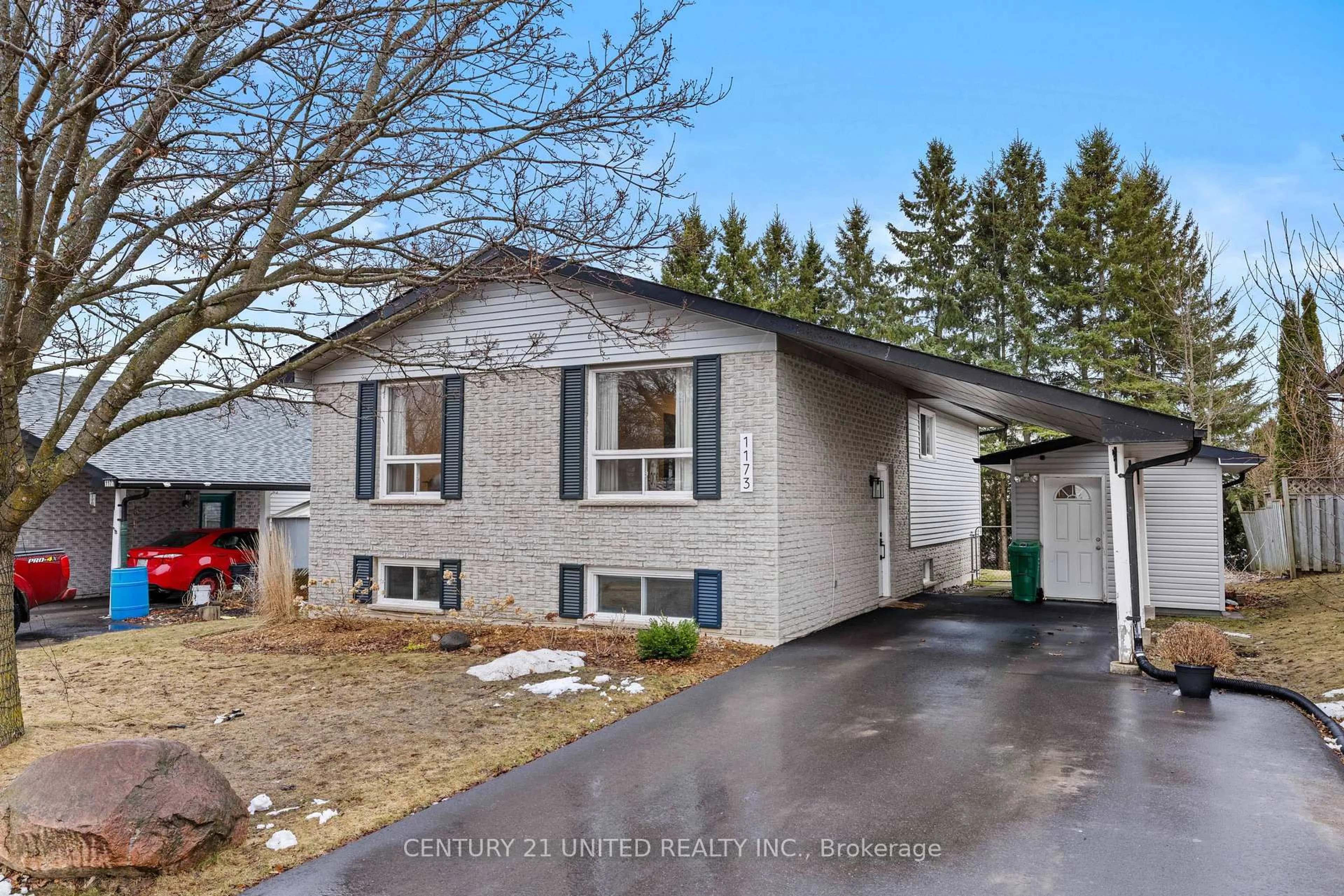 Home with vinyl exterior material, street for 1173 Normandy St, Peterborough North Ontario K9H 7L9
