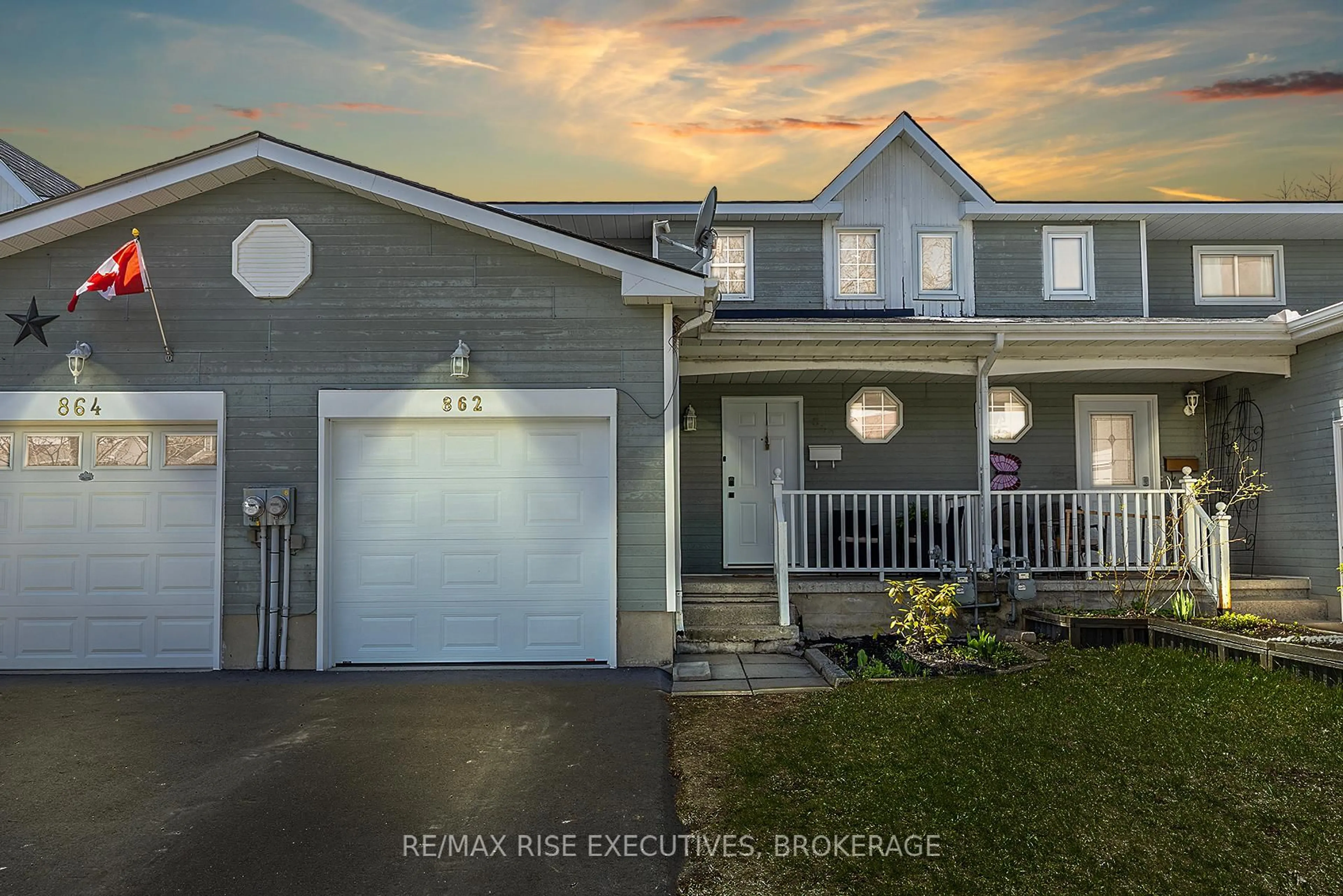 Home with vinyl exterior material, street for 862 Littlestone Cres, Kingston Ontario K7M 8L7