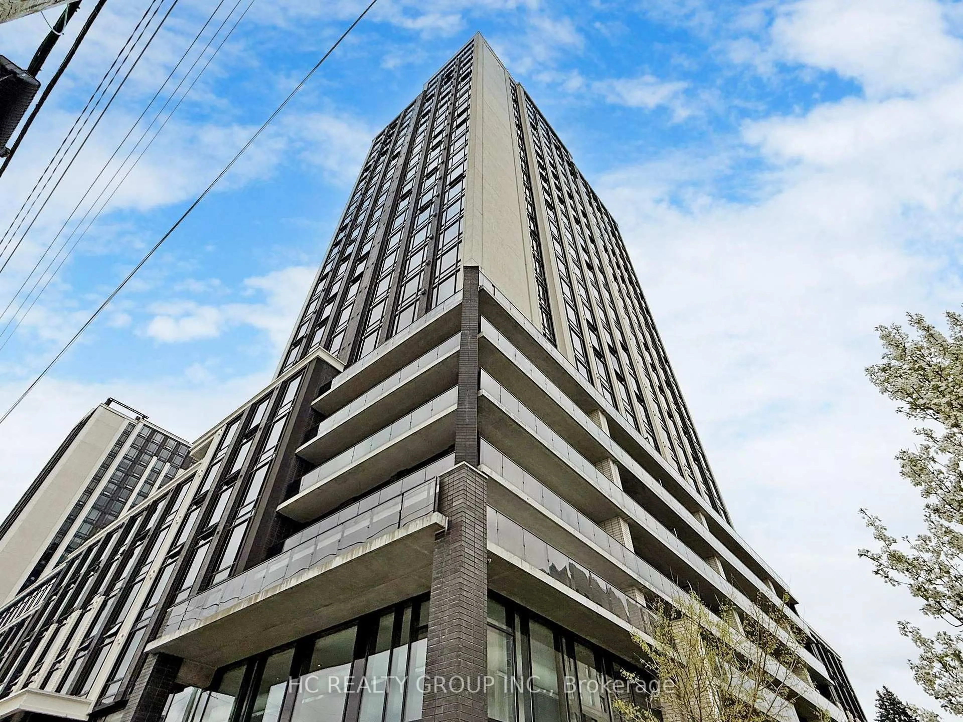Indoor foyer for 330 Philip St #S2405, Waterloo Ontario N2L 2W9