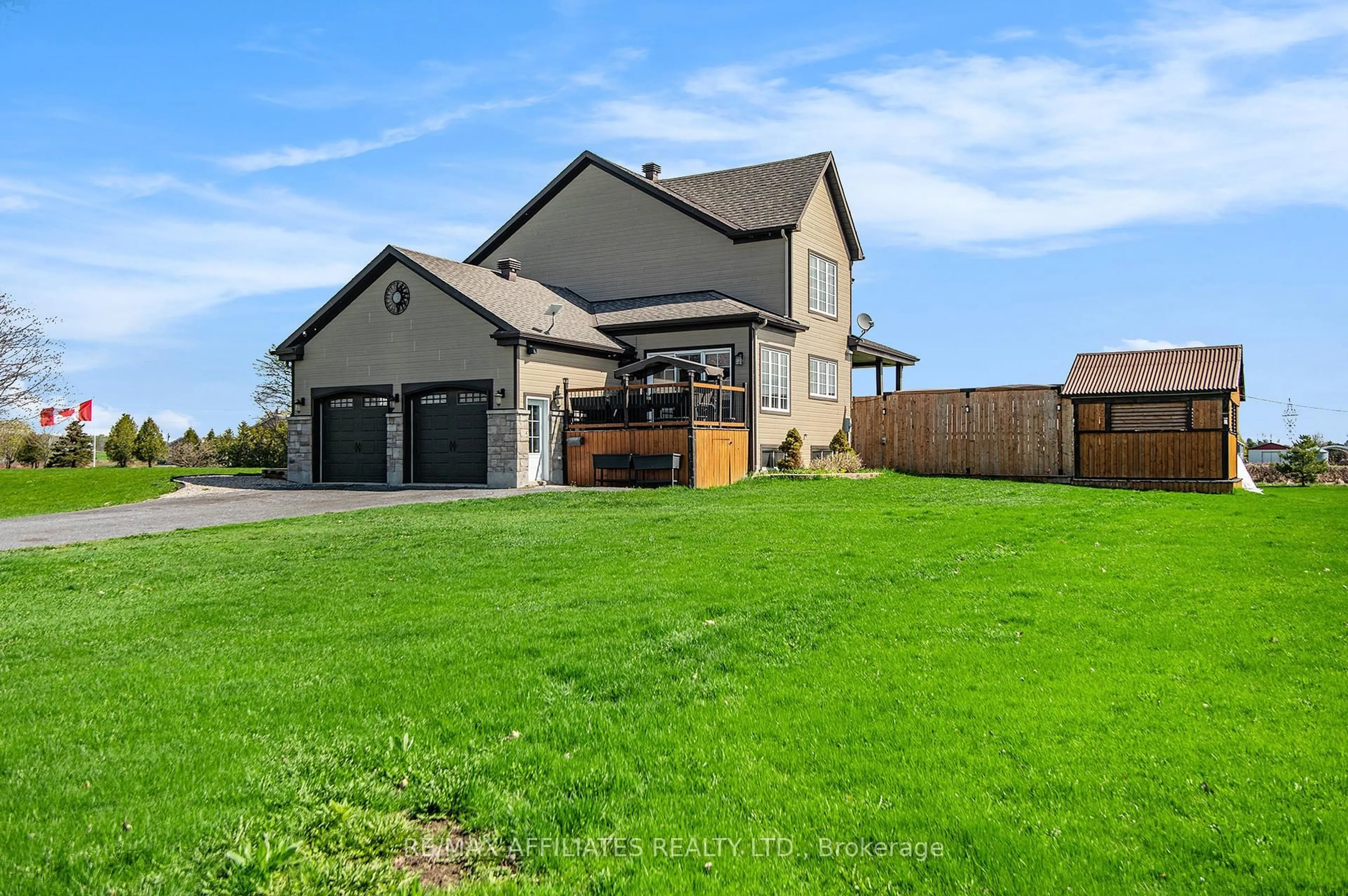 A pic from outside/outdoor area/front of a property/back of a property/a pic from drone, unknown for 9896 Marionville Rd, North Dundas Ontario K4R 1E5