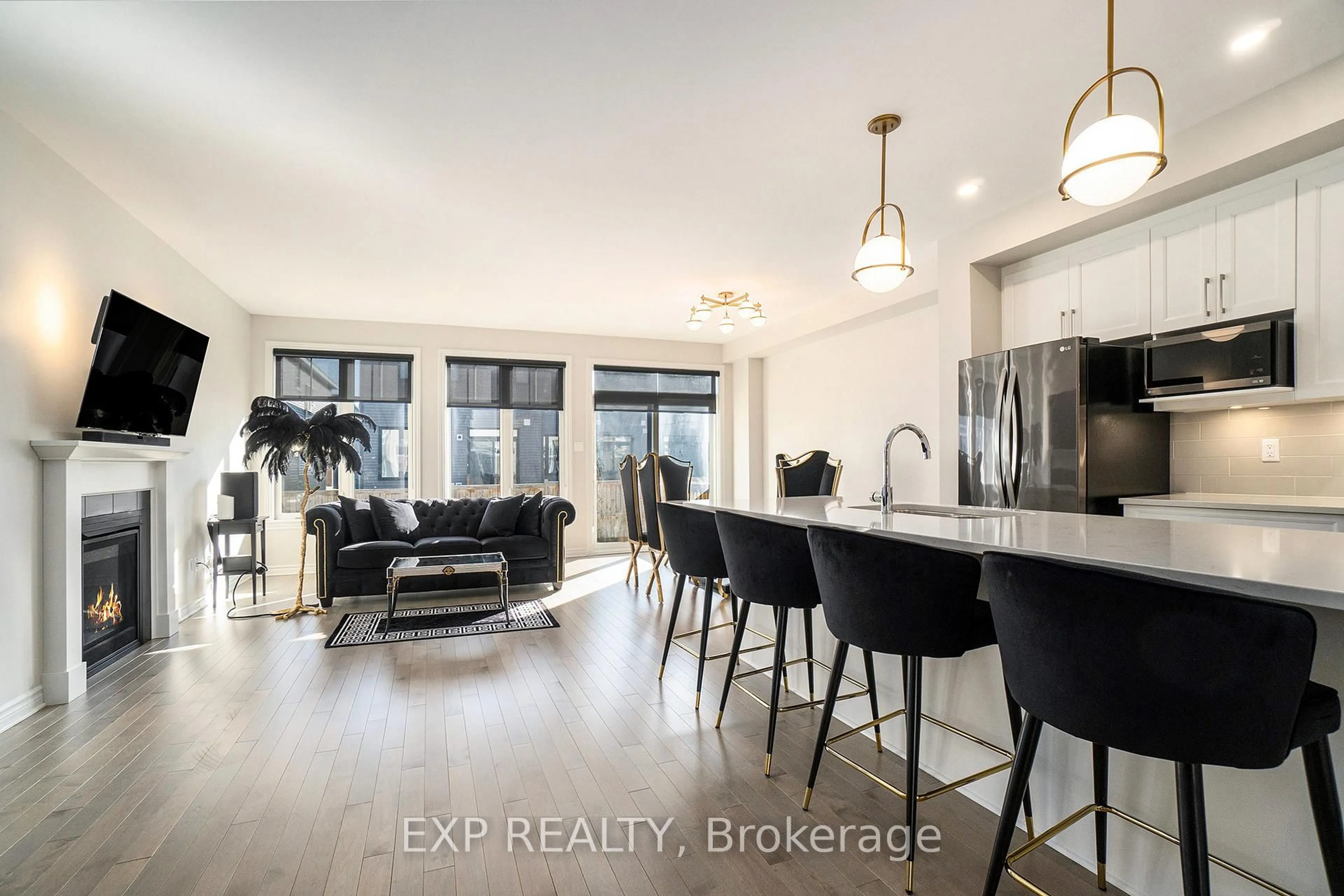 Open concept kitchen, unknown for 178 Angelonia Cres, Ottawa Ontario K1T 0Y4