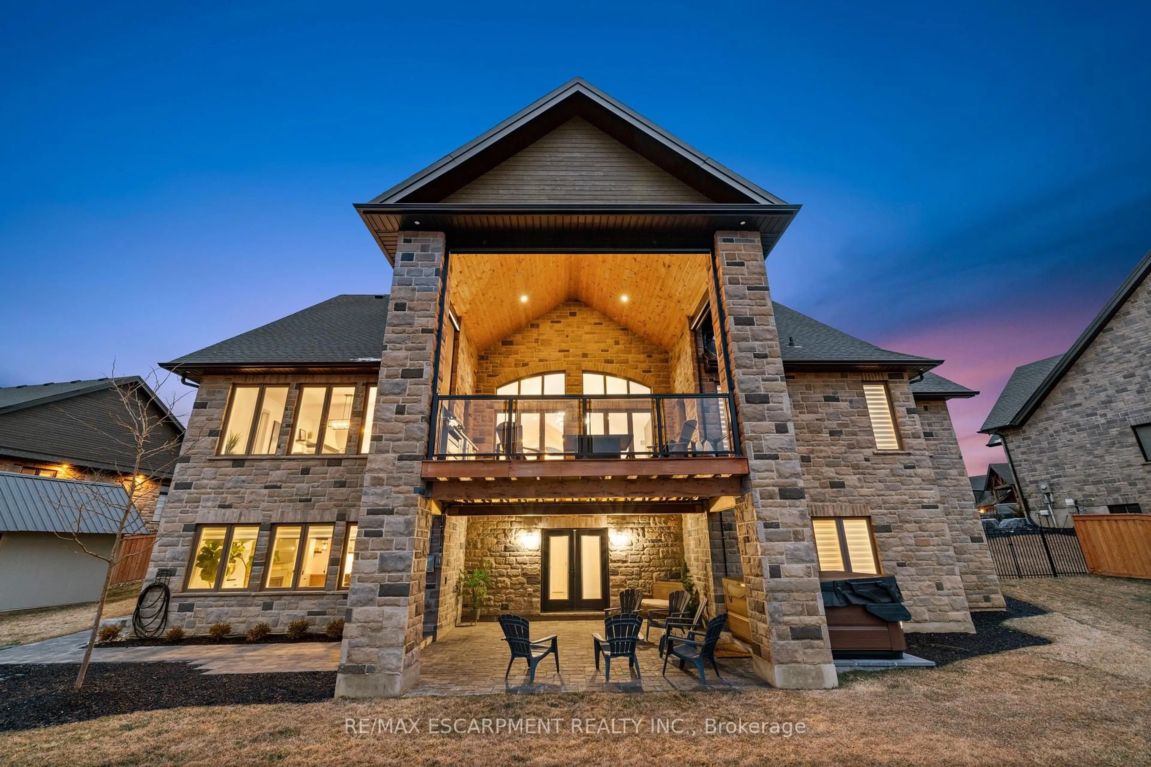 Home with brick exterior material, building for 23 Whitcombe Way, Puslinch Ontario N0B 2C0