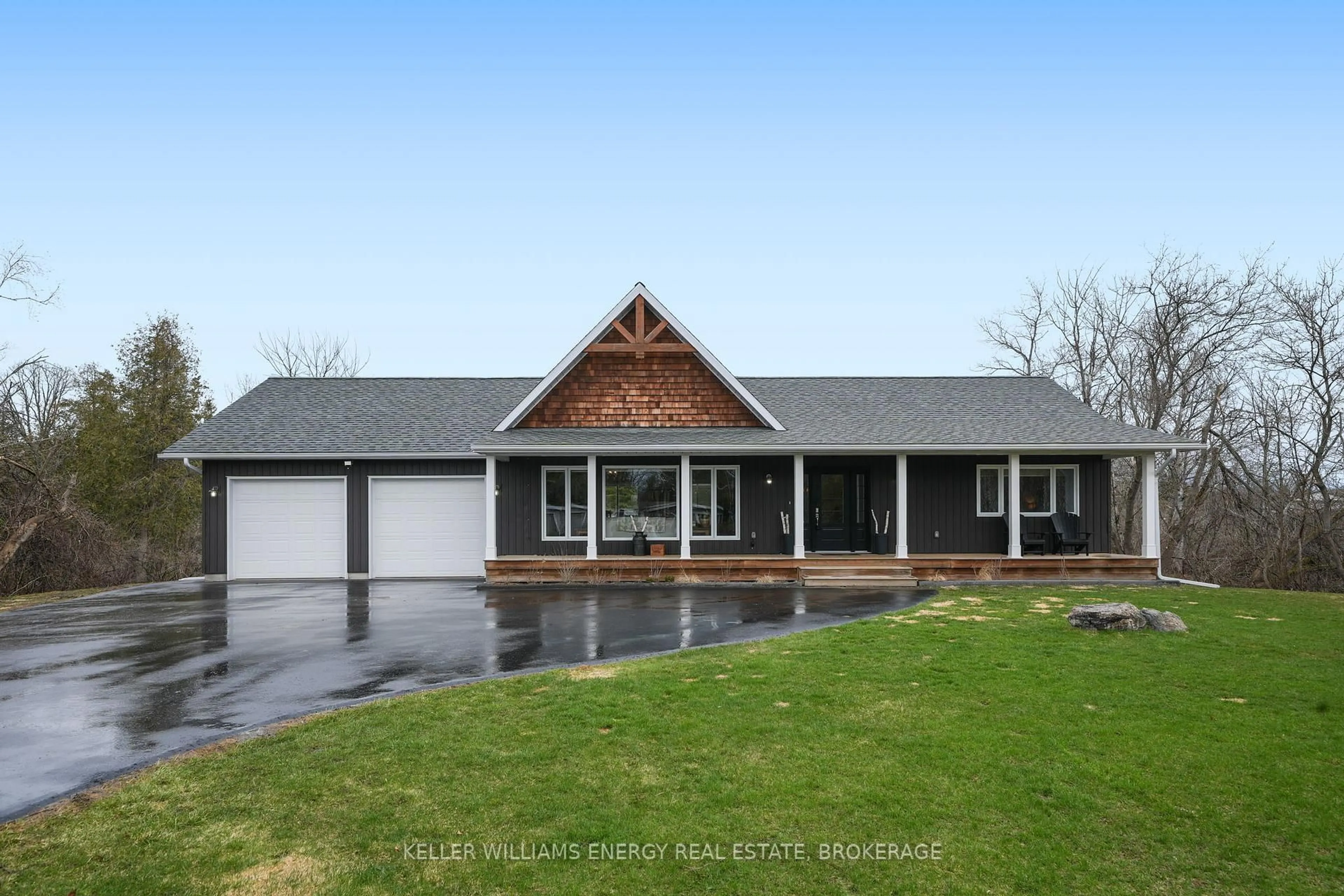 Home with vinyl exterior material, unknown for 20 Lagoon Dr, Kawartha Lakes Ontario K0M 1N0