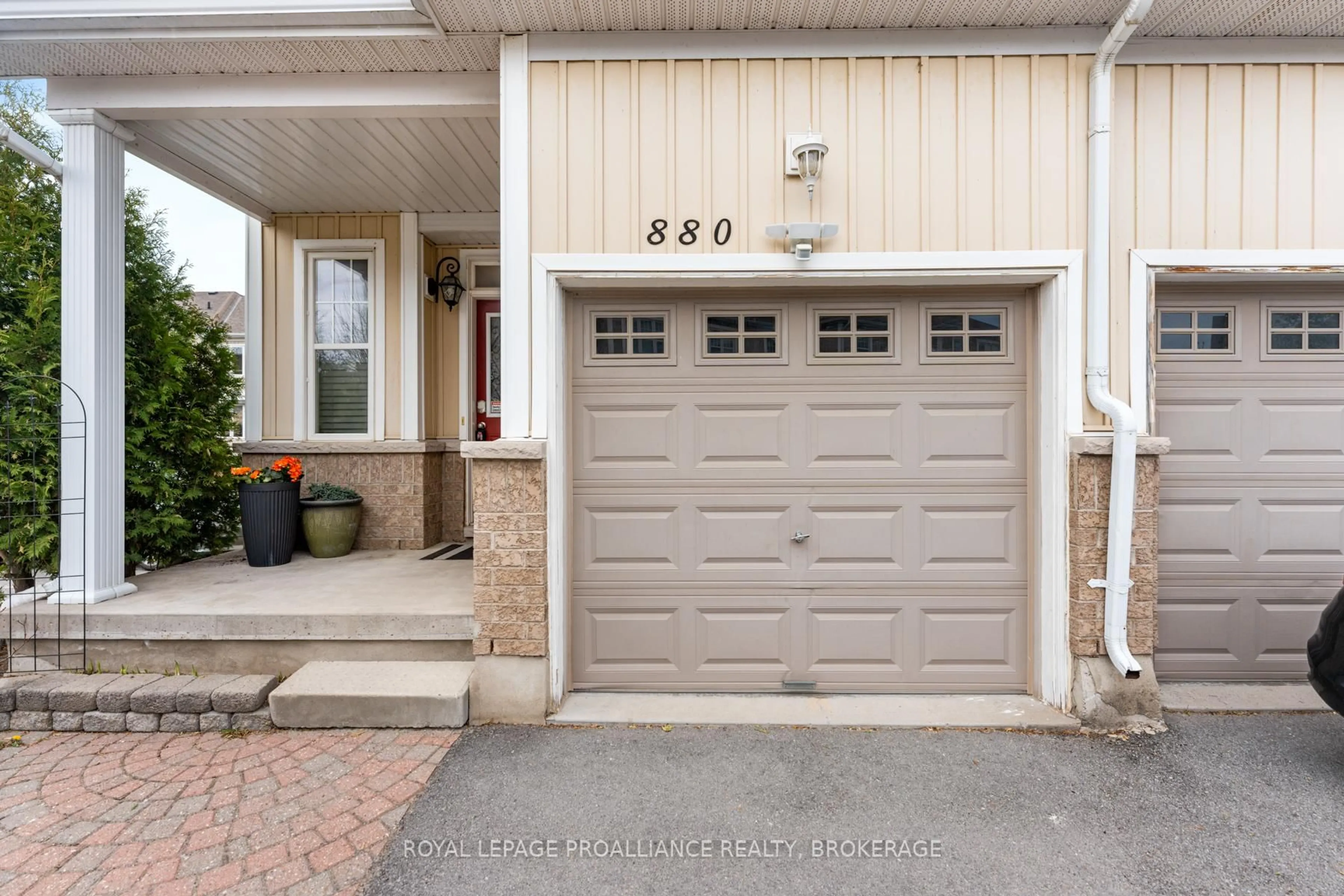 Unknown for 880 Ascot Lane, Kingston Ontario K7K 0C8