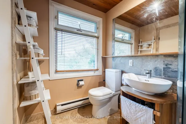 Additional property image - 754 8th Concession Rd