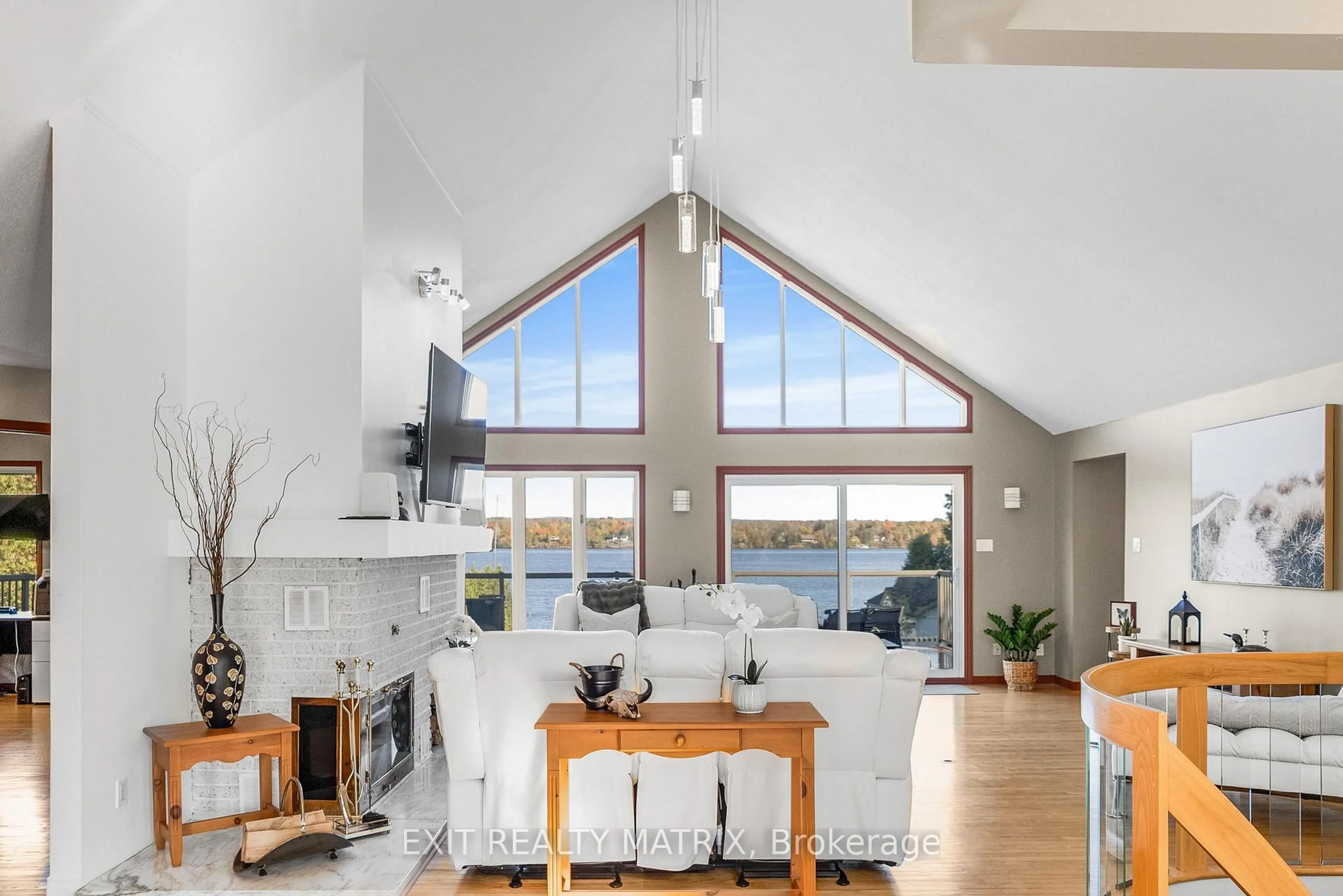 Unknown for 362 MENARD St, Hawkesbury Ontario K6A 3B8