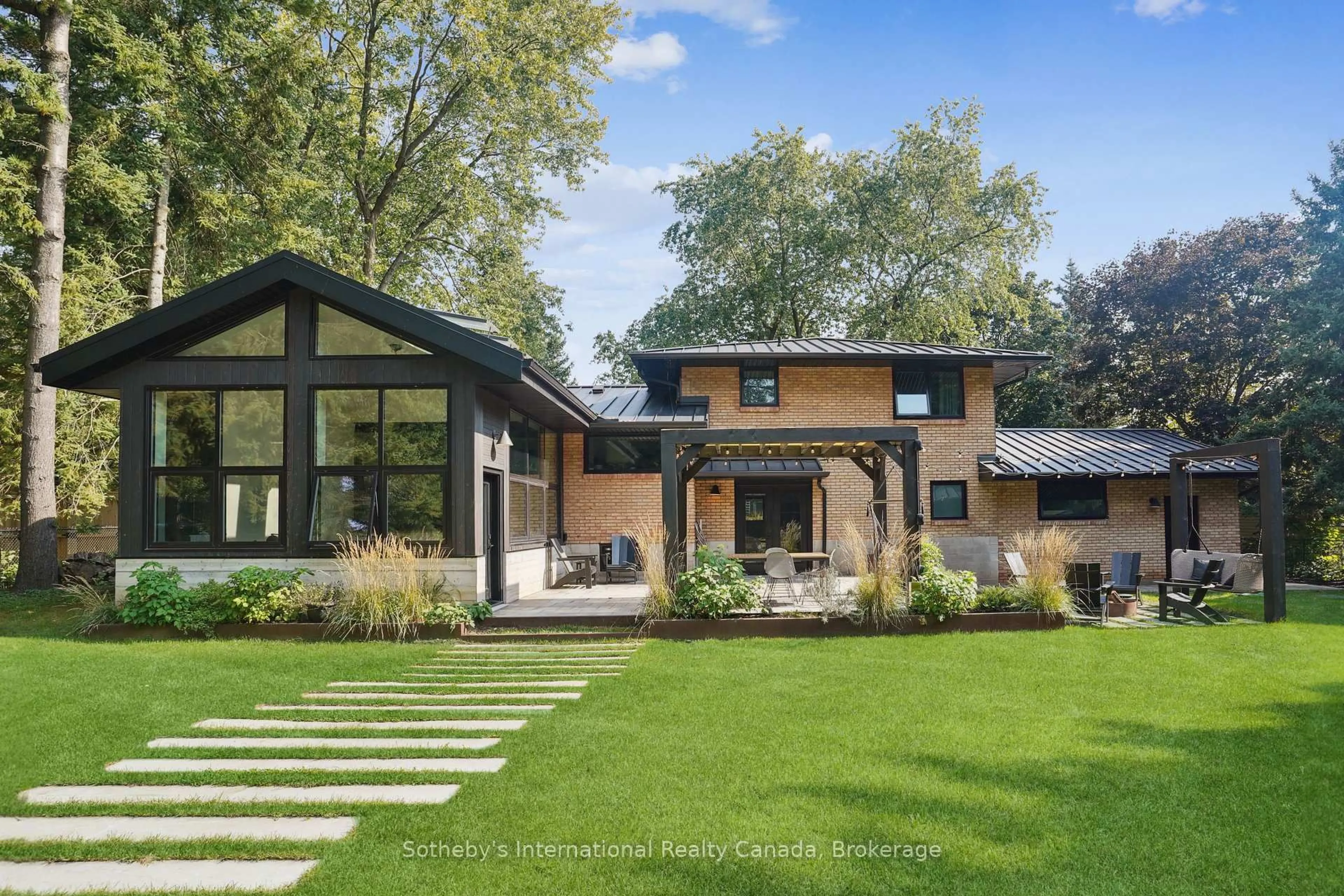 Home with brick exterior material, mountain view for 3 Forest Ave, Hamilton Ontario L9H 6C1