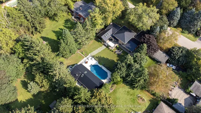 Primary image of 3 Forest Ave
