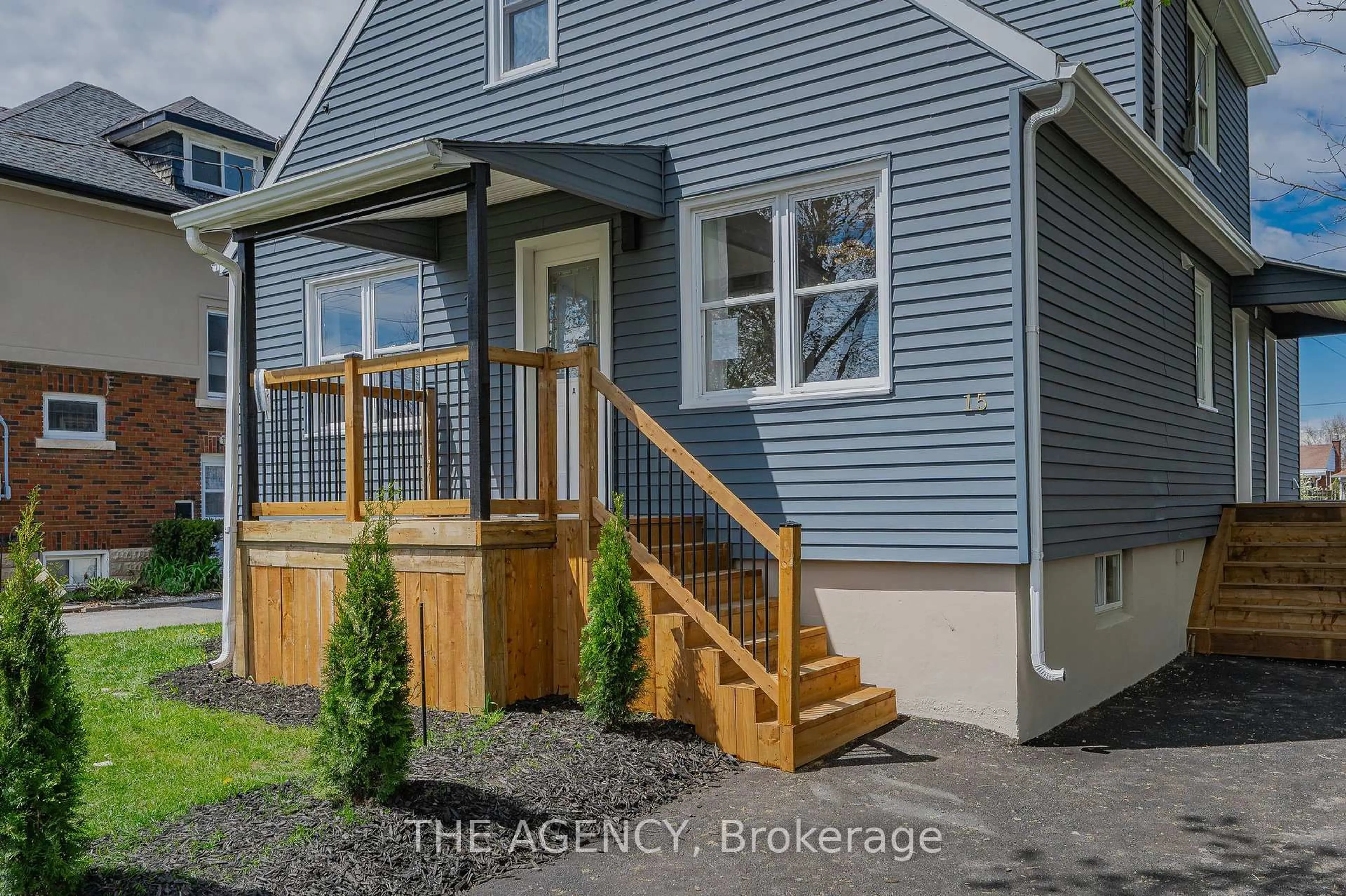 Unknown for 15 McCain St, Port Colborne Ontario L3K 3P7