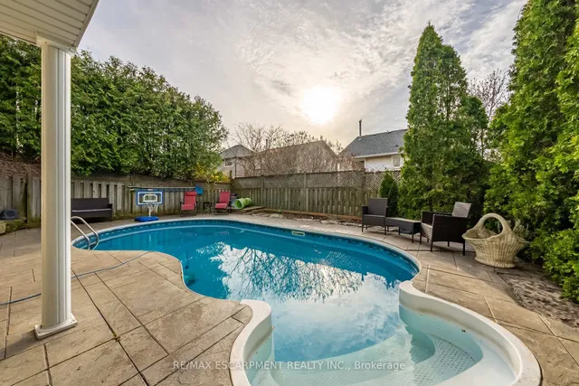 Additional property image - 680 Rexford Dr