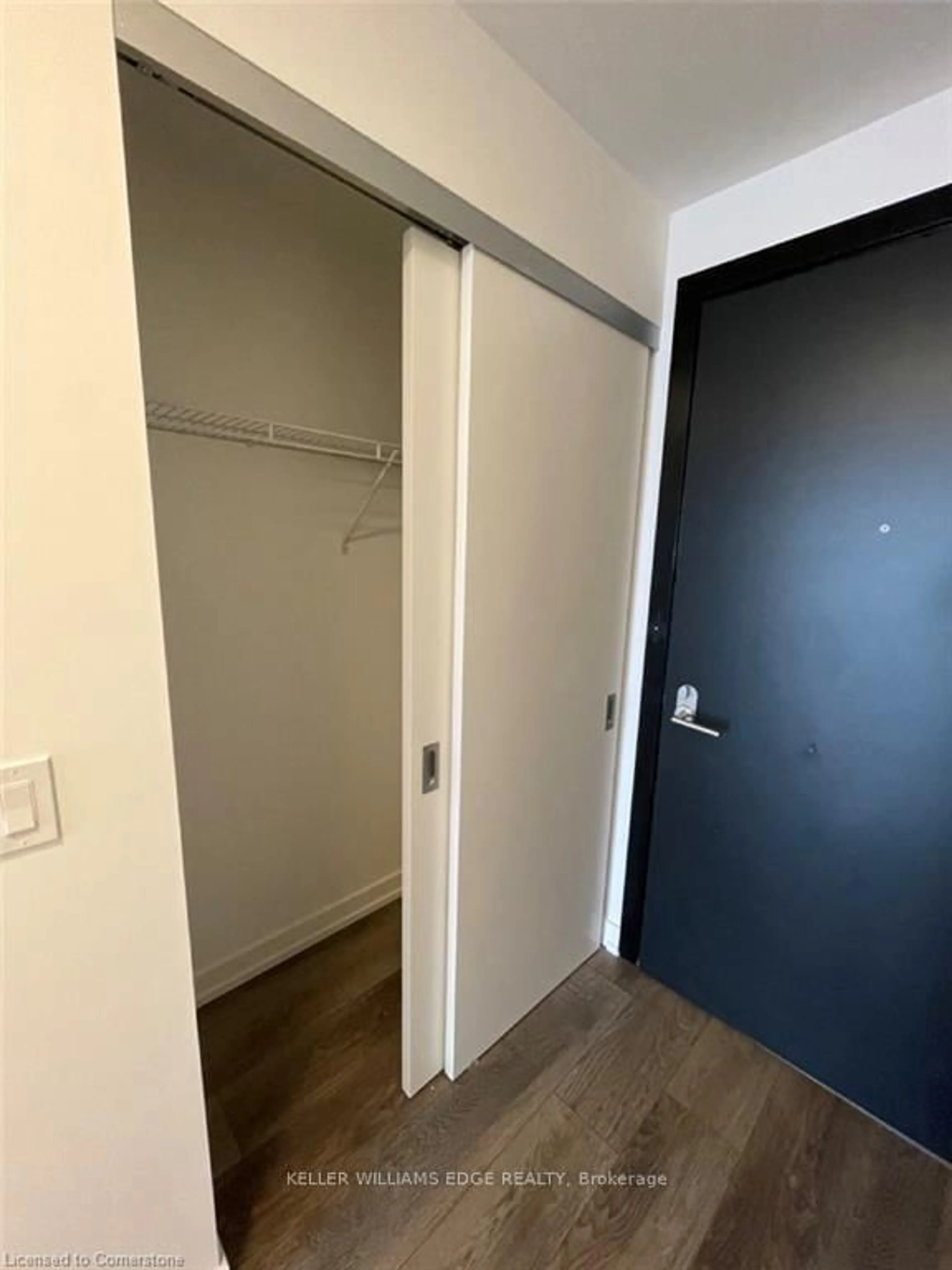 A pic of a room for 15 Wellington St #1105, Kitchener Ontario N2G 0E4