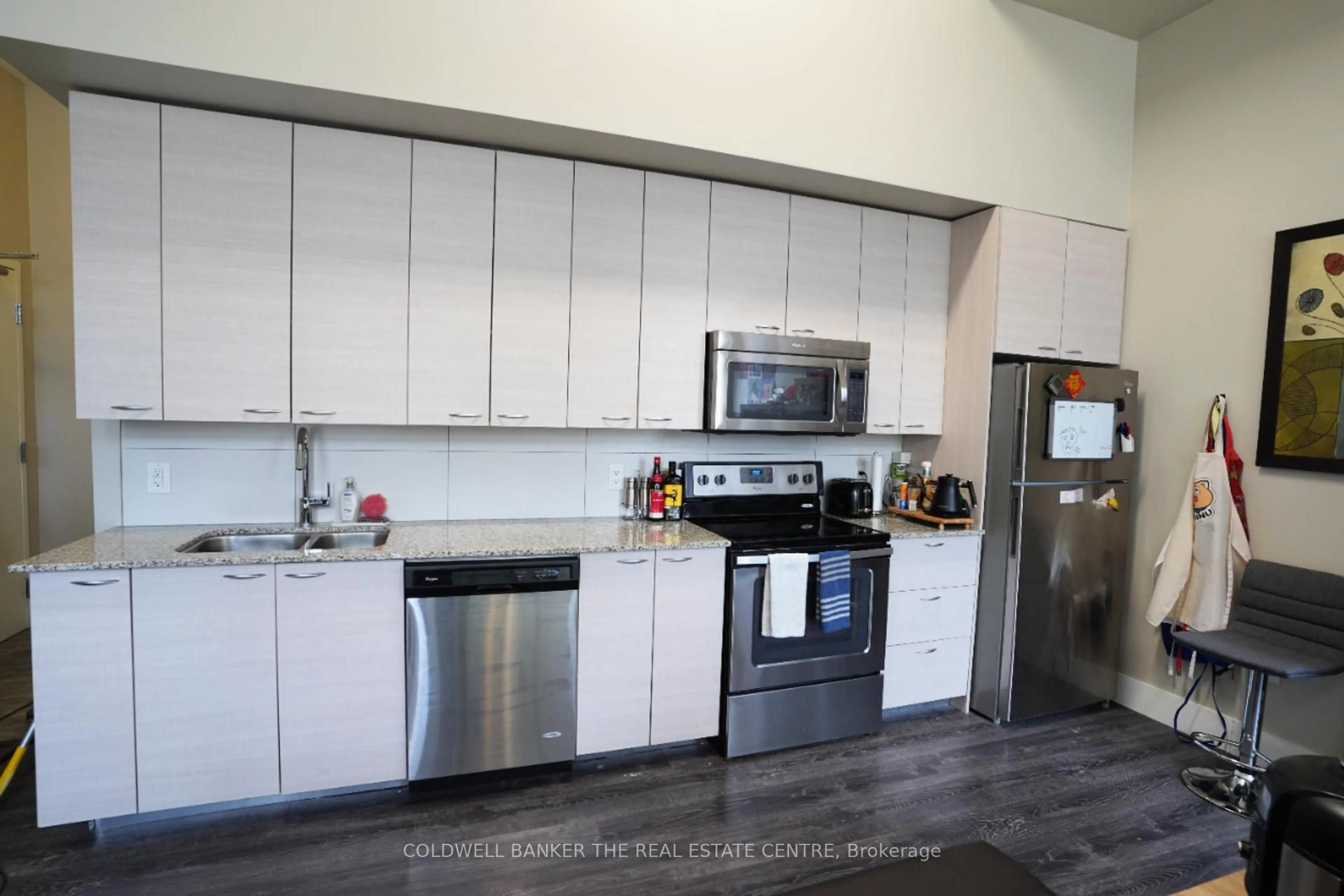 Unknown for 253 Albert St #113, Waterloo Ontario N2L 3T7