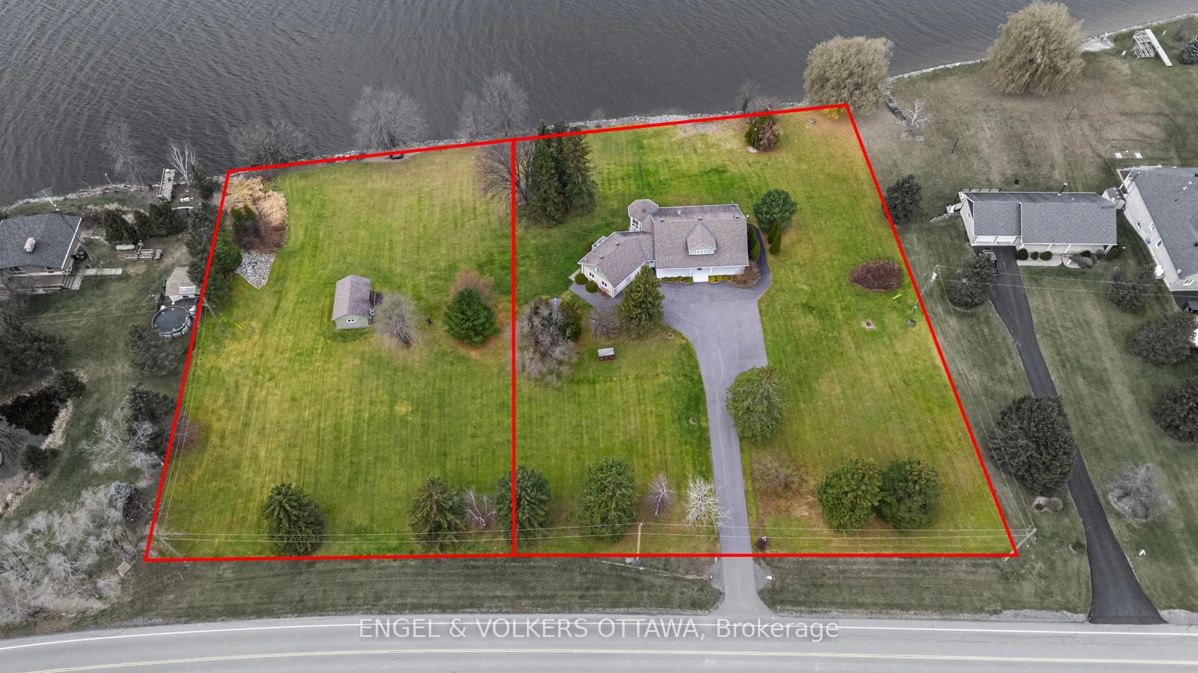 A pic from outside/outdoor area/front of a property/back of a property/a pic from drone, water/lake/river/ocean view for 291 Concession Rd 1 Rd, Alfred and Plantagenet Ontario K0B 1L0