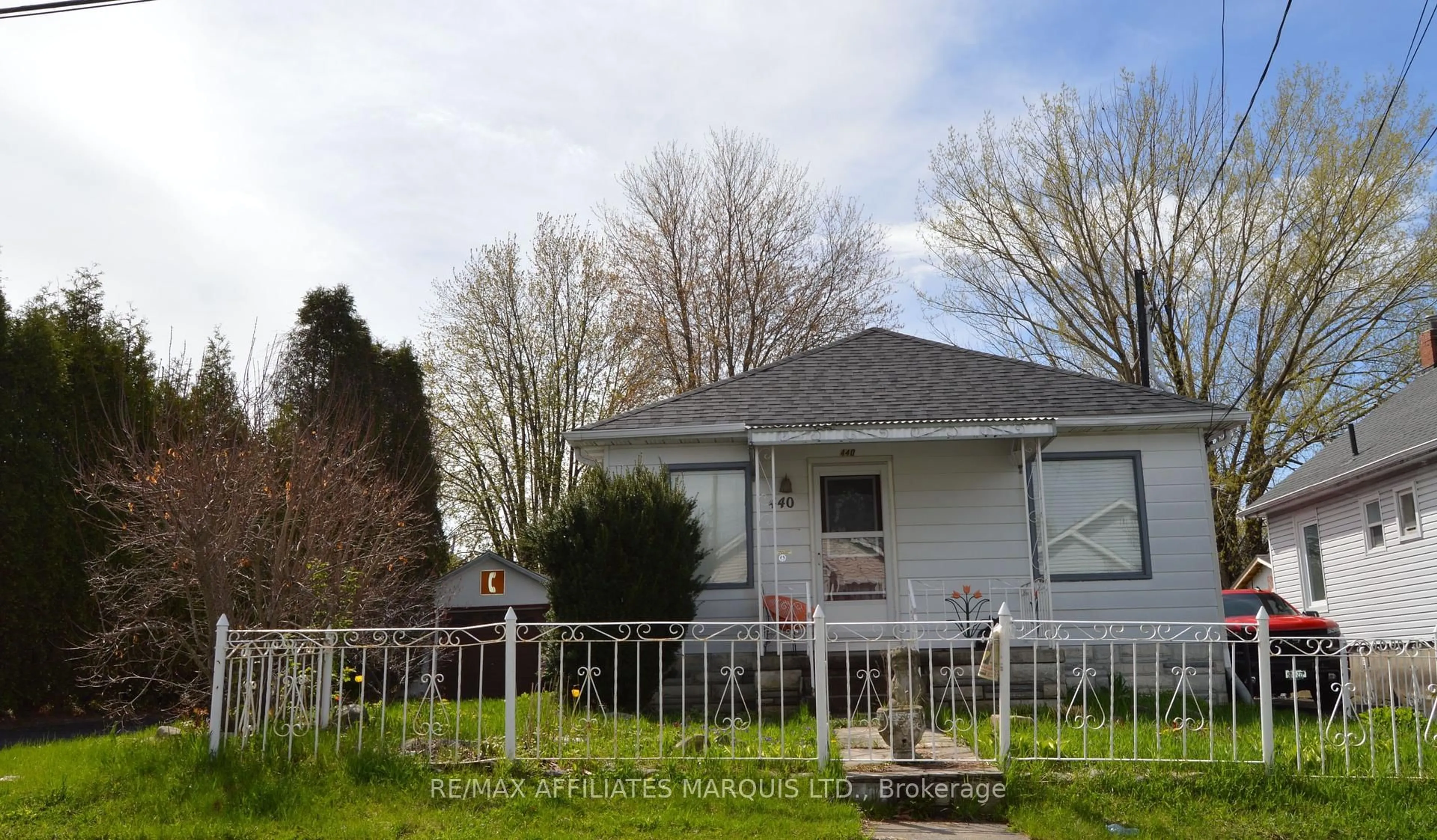 Unknown for 440 Eighth St, Cornwall Ontario K6H 2T2
