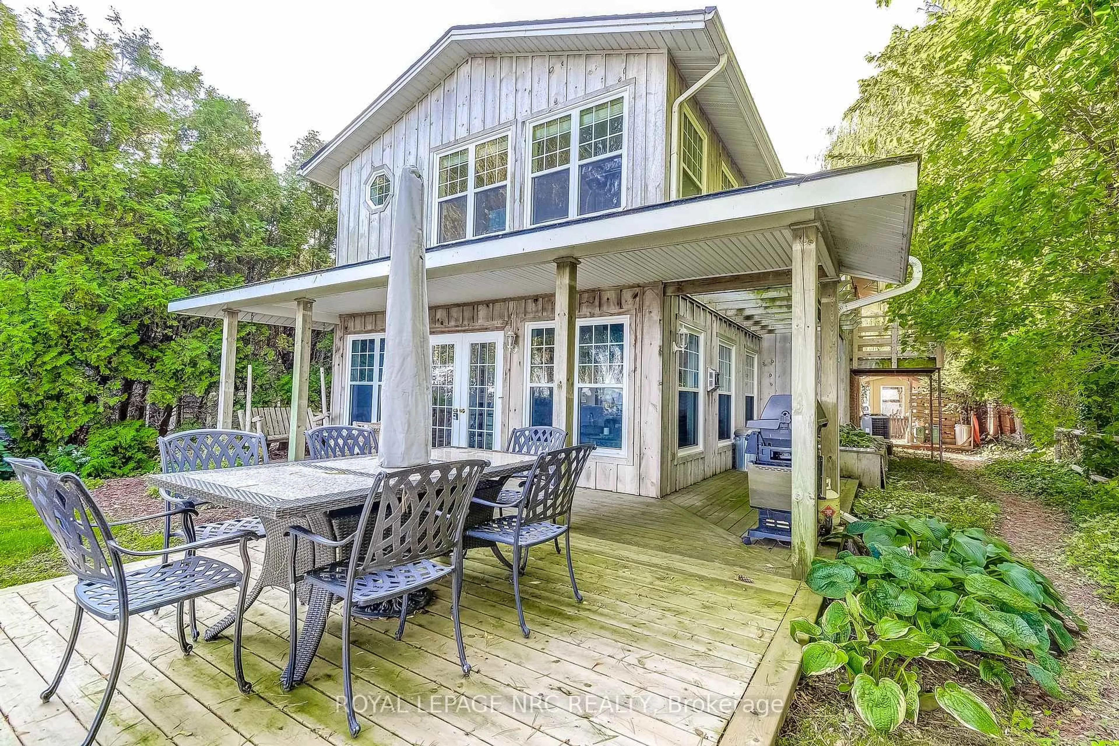 Patio, water/lake/river/ocean view for 4 FIRELANE 6A Rd, Niagara-on-the-Lake Ontario L0S 1J0