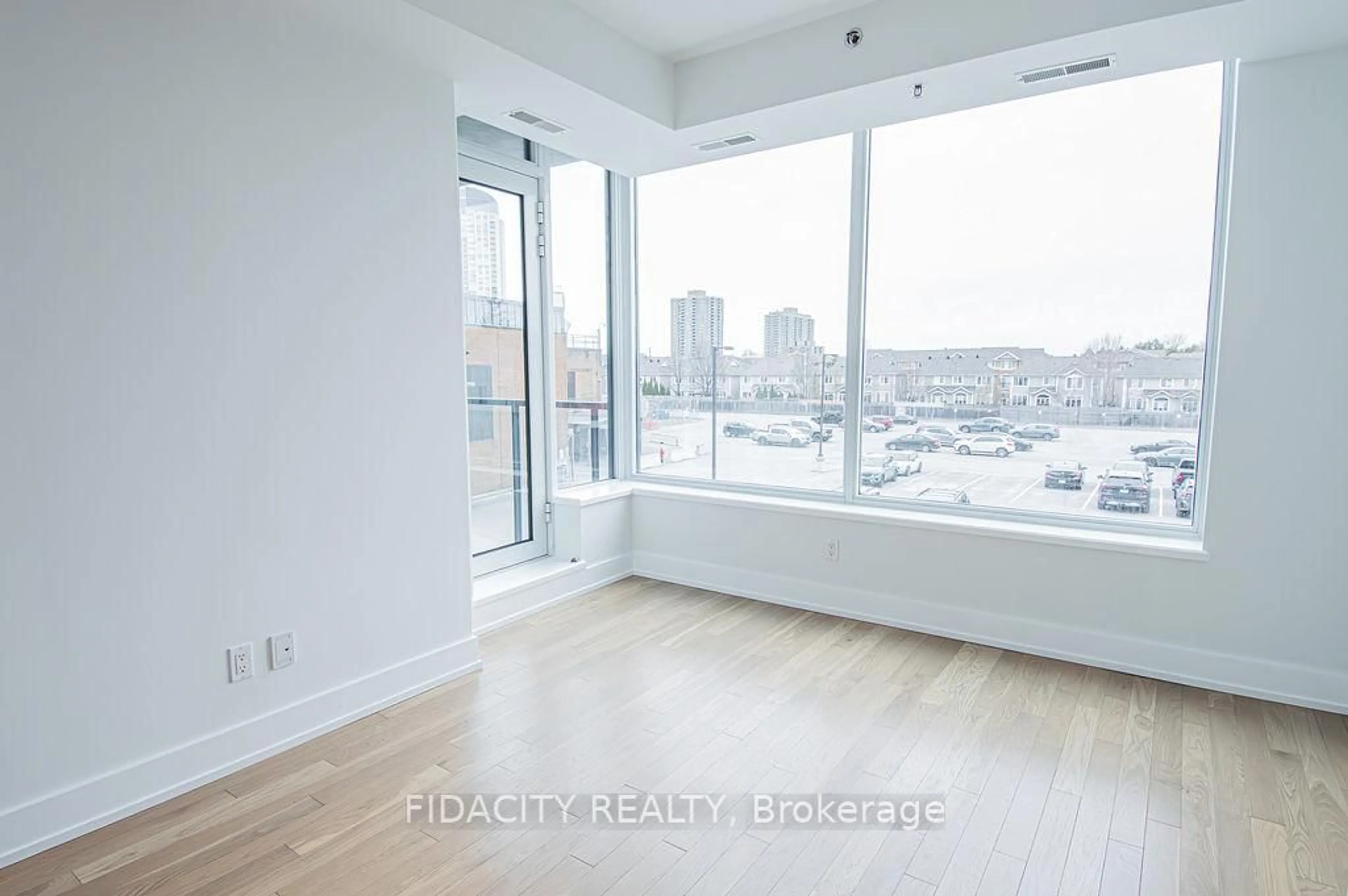 A pic of a room for 360 Patricia Ave #206, Ottawa Ontario K1Z 0A8