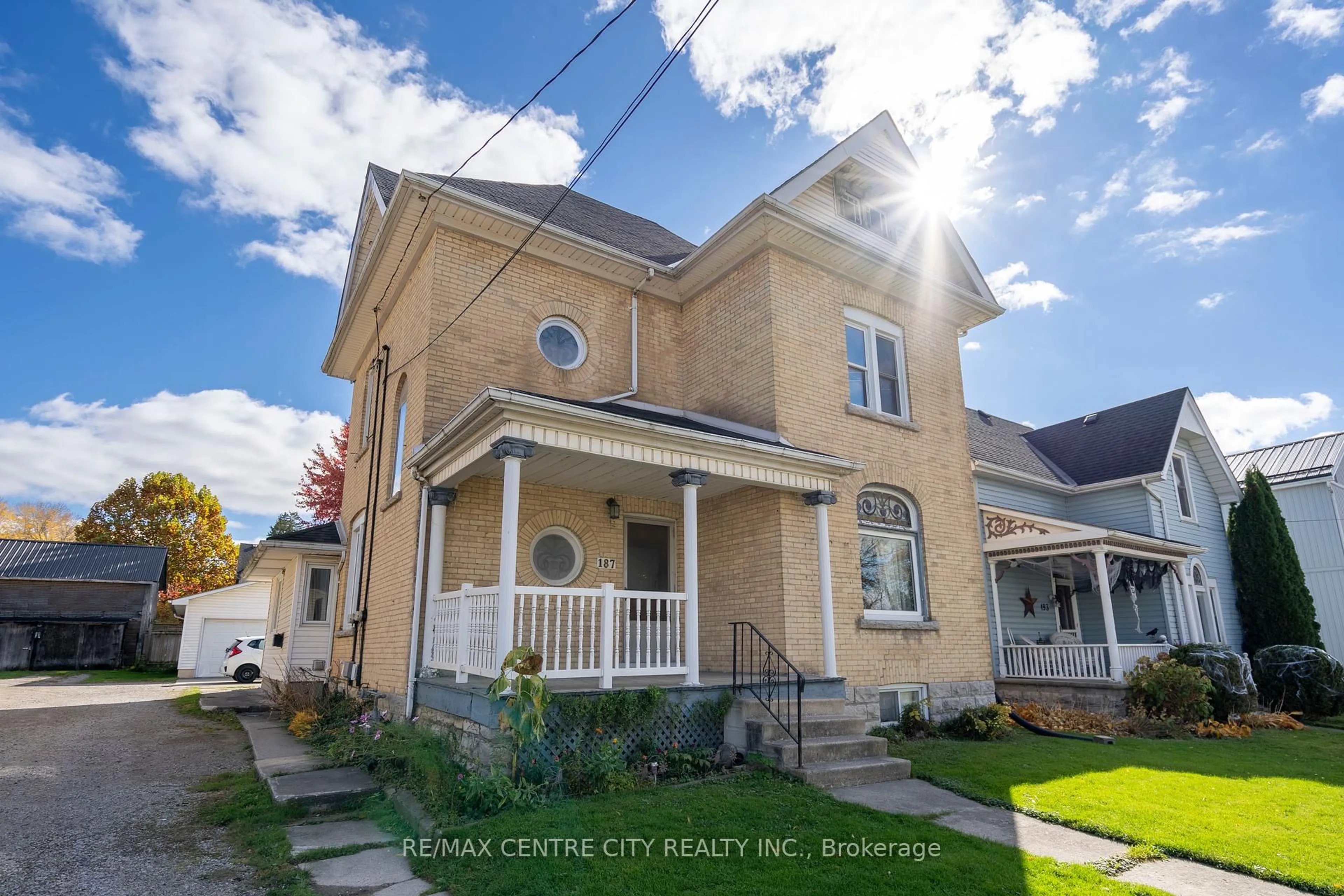 Unknown for 187 Water St, St. Marys Ontario N4Z 1A4