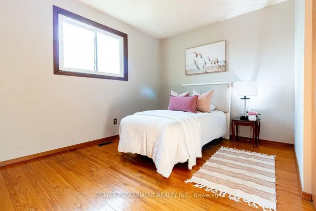 Additional property image - 16 Billington Cres