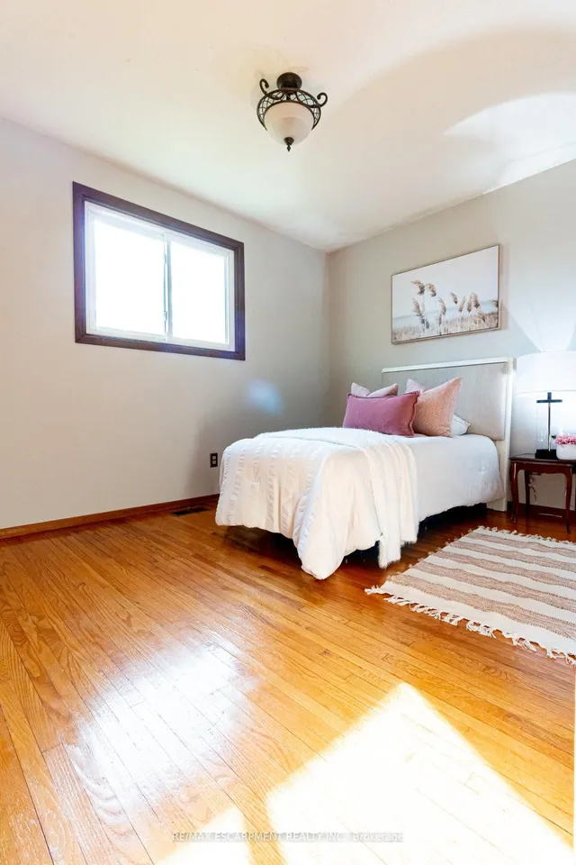 Additional property image - 16 Billington Cres