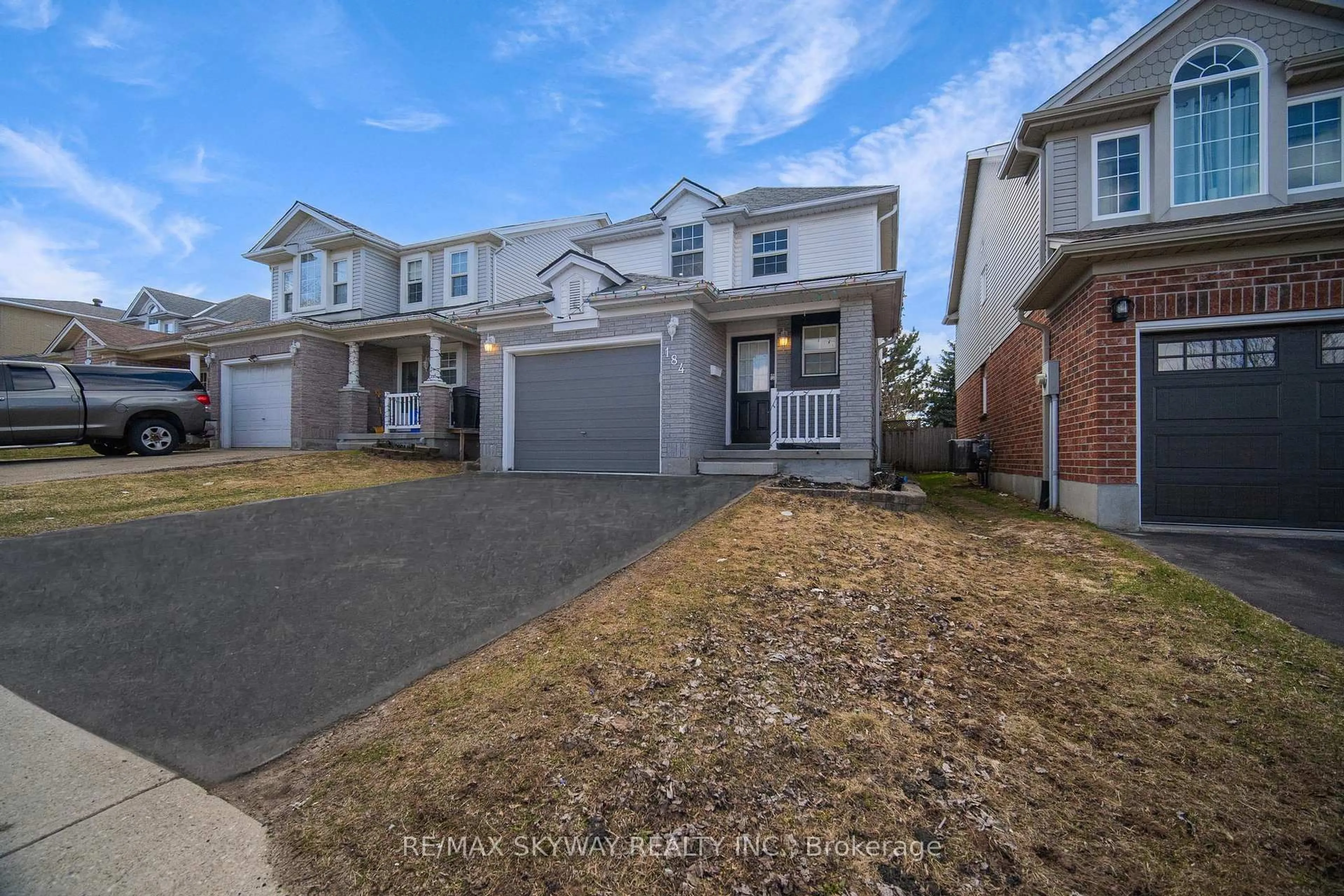 A pic from outside/outdoor area/front of a property/back of a property/a pic from drone, street for 184 Veronica Dr, Kitchener Ontario N2A 2R9