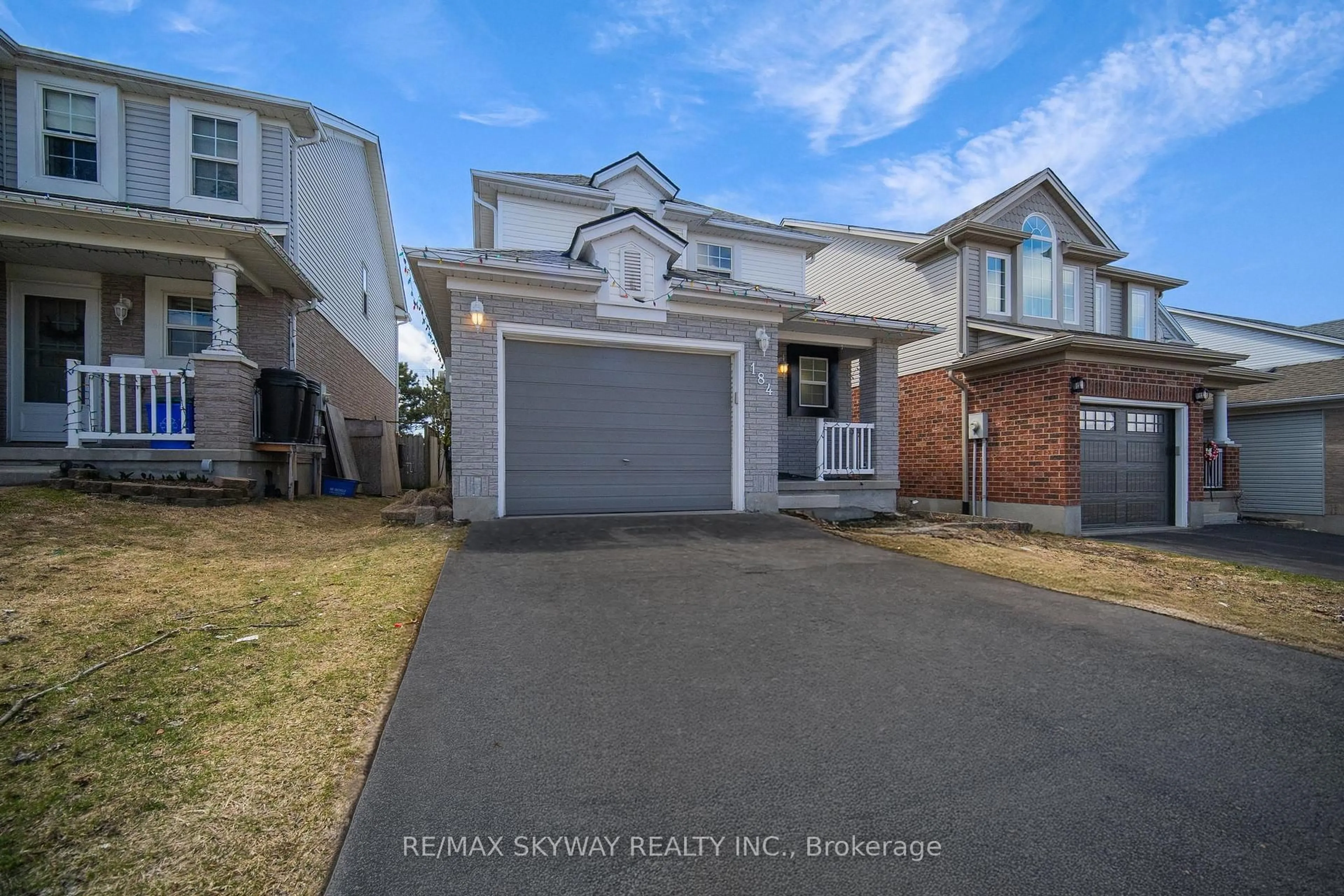 A pic from outside/outdoor area/front of a property/back of a property/a pic from drone, street for 184 Veronica Dr, Kitchener Ontario N2A 2R9