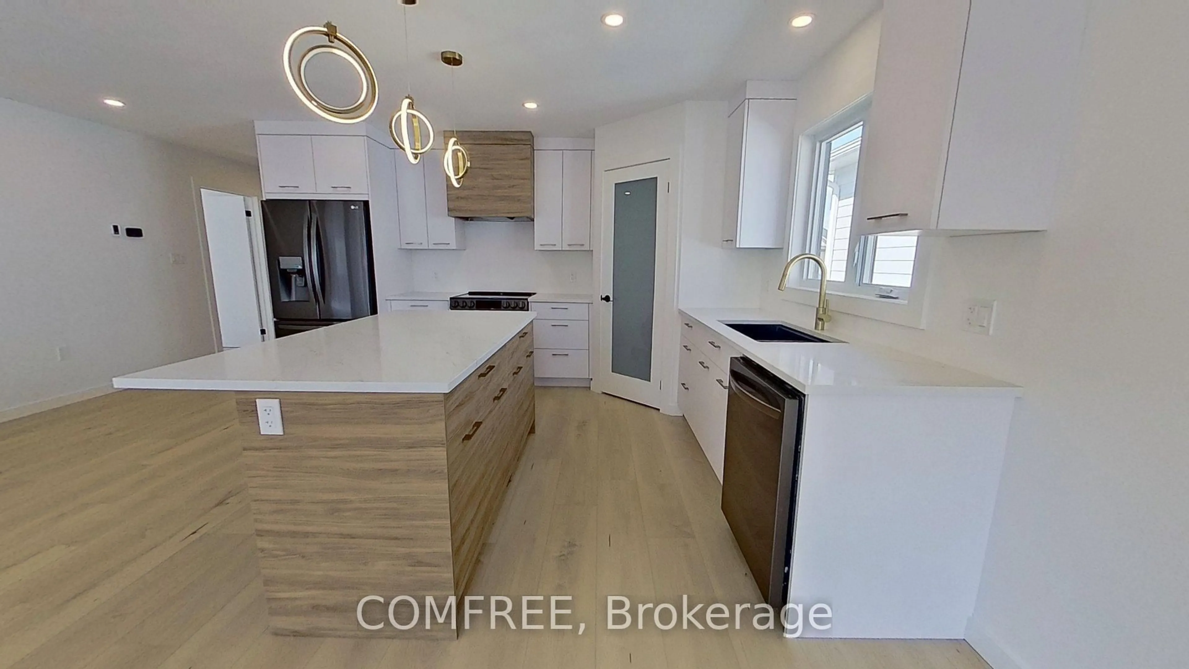 Open concept kitchen, ceramic/tile floor for 6 Charles Crt, Bayham Ontario N0J 1T0
