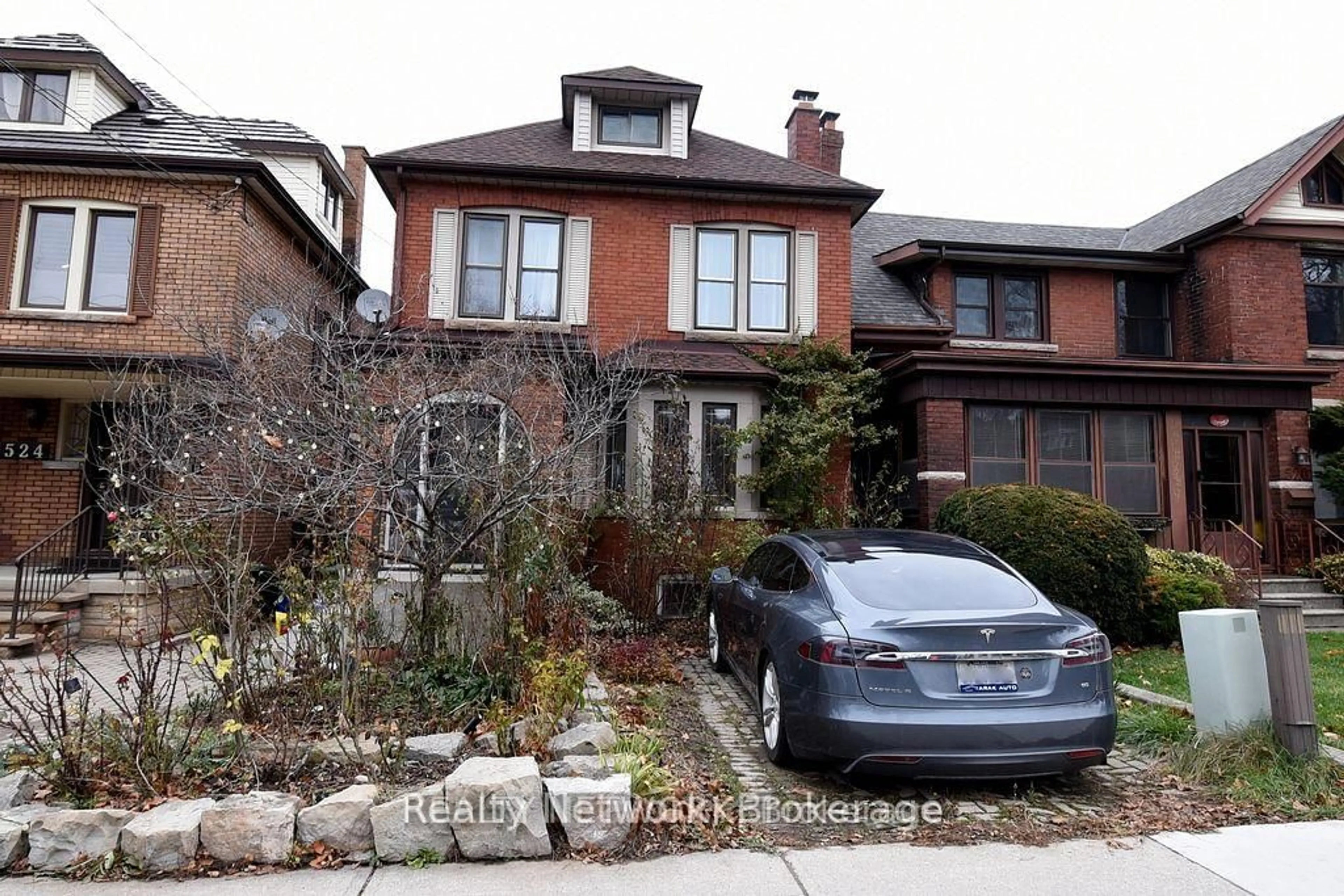 Home with brick exterior material, street for 522 ABERDEEN Ave, Hamilton Ontario L8P 2S2
