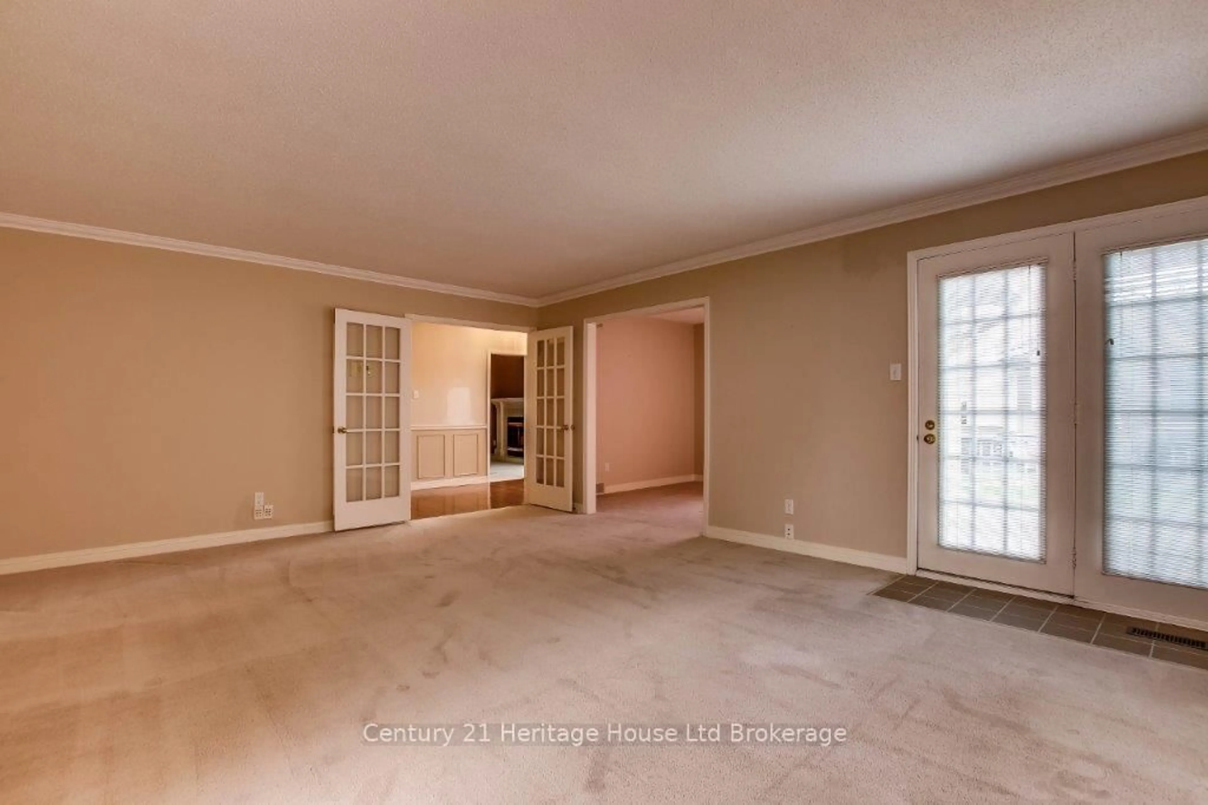 A pic of a room for 675 Lansdowne Ave, Woodstock Ontario N4T 1K3