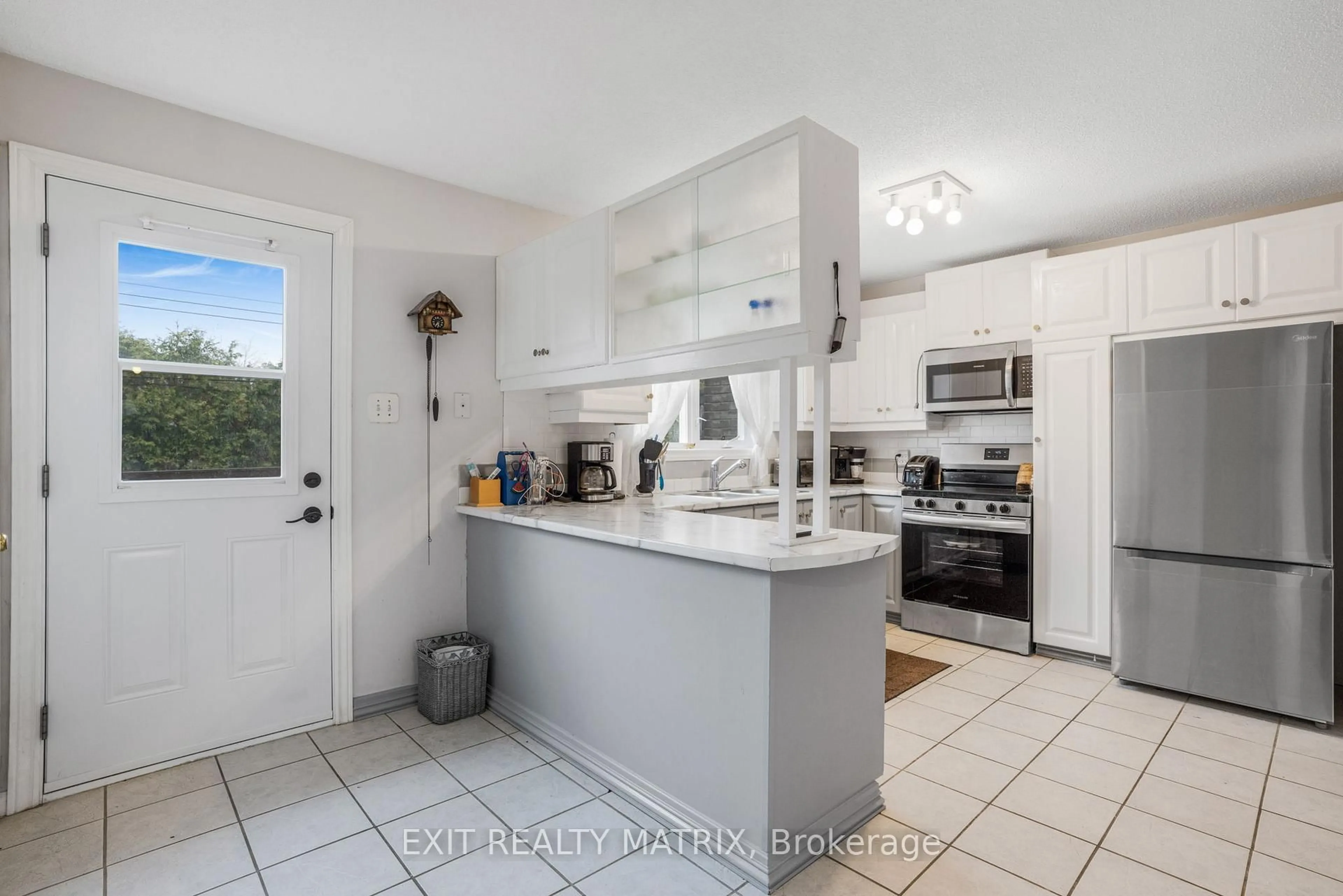 Unknown for 623 Spence Ave #7, Hawkesbury Ontario K6A 3J4