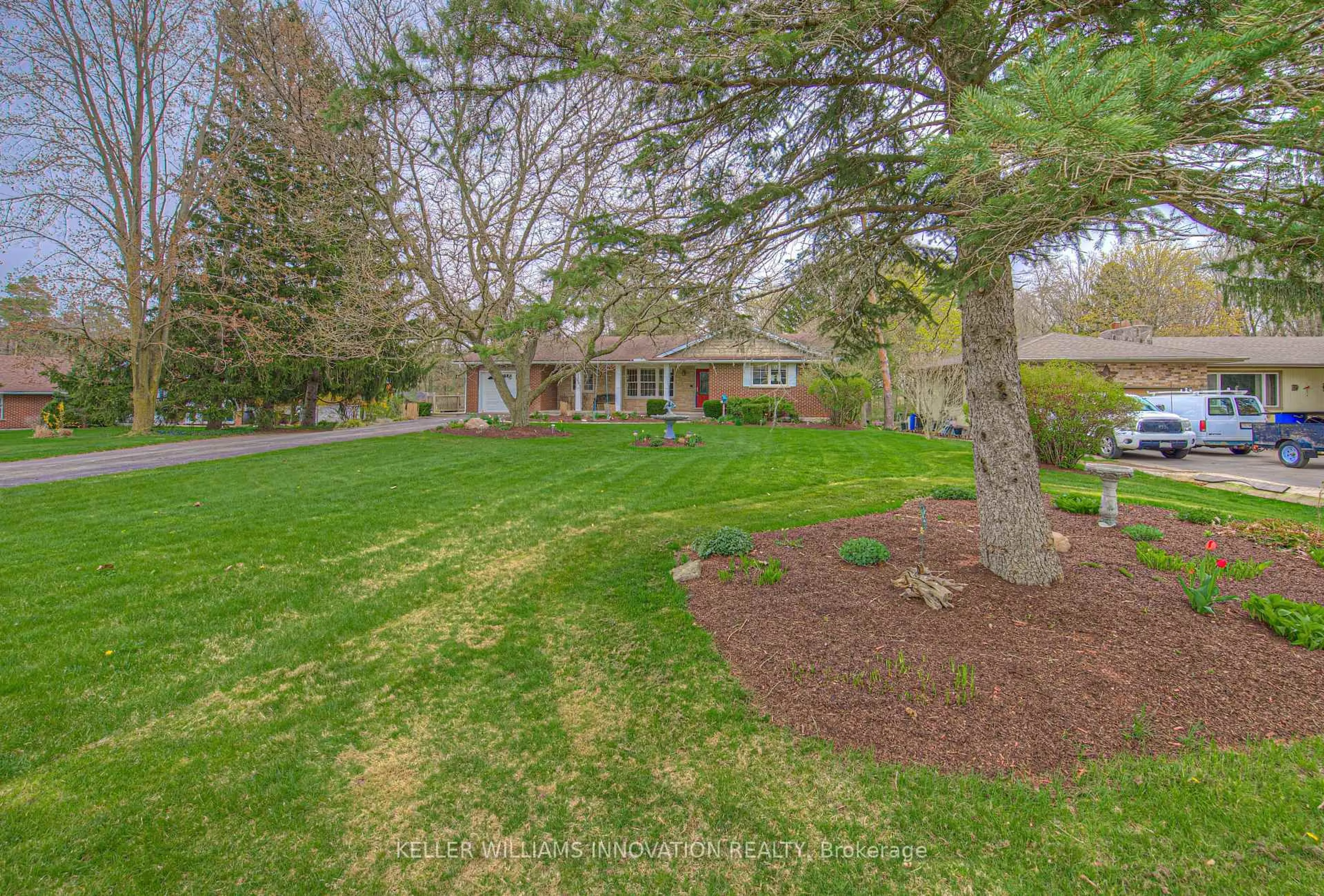 A pic from outside/outdoor area/front of a property/back of a property/a pic from drone, unknown for 135 Golf Course Rd, Woolwich Ontario N0B 1N0