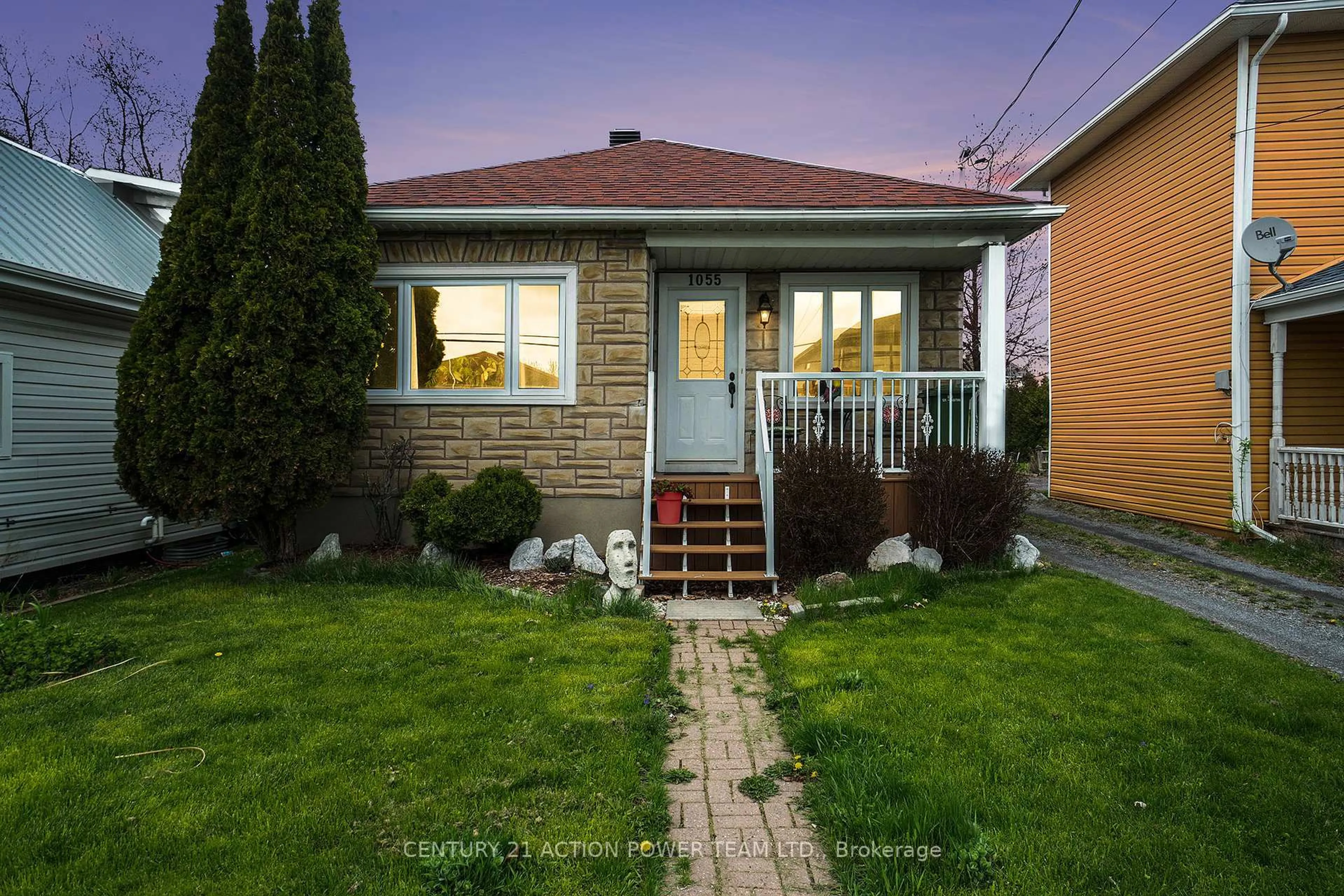 Home with brick exterior material, street for 1055 Notre Dame St, Russell Ontario K0A 1W0