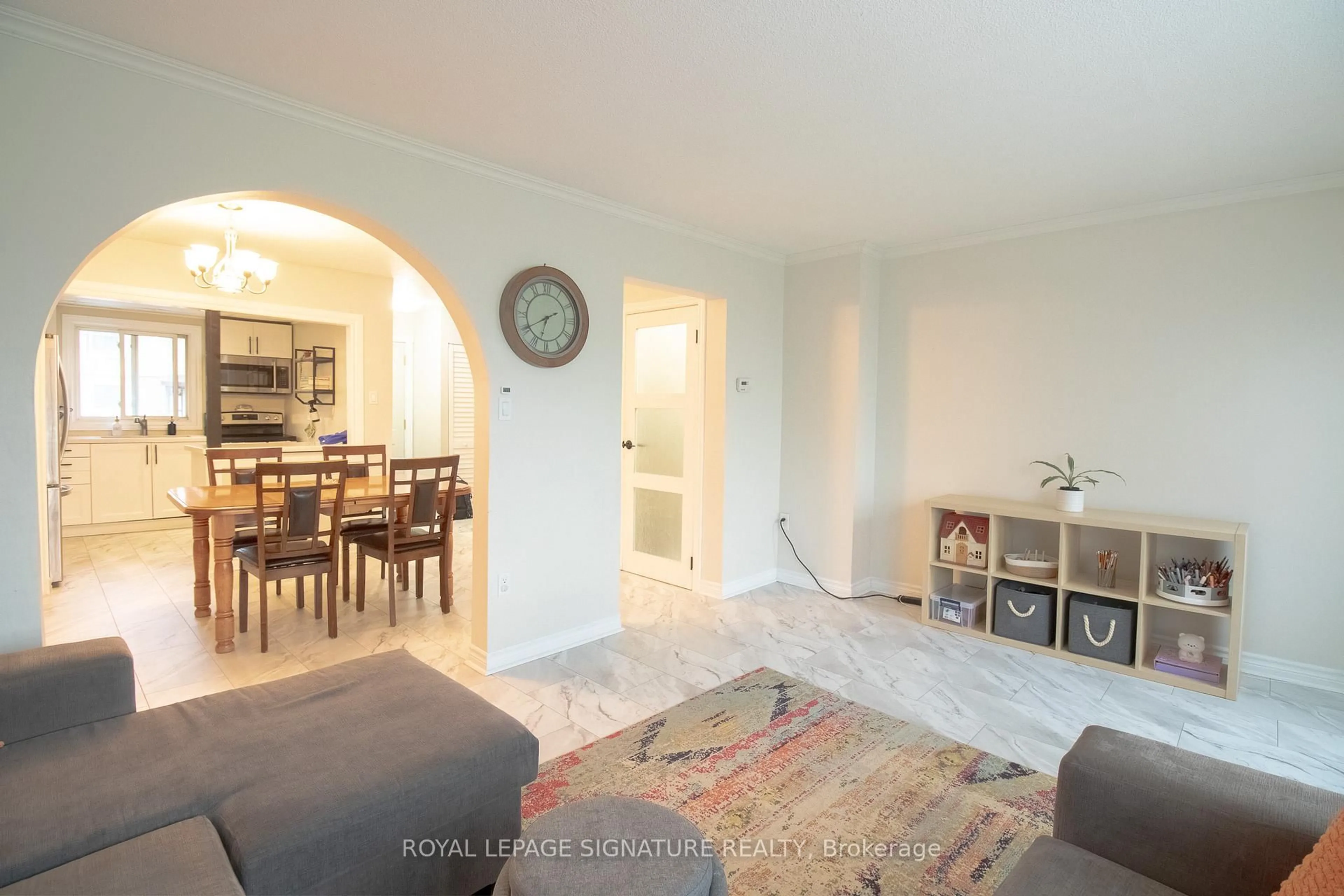 Living room with furniture, unknown for 10 Angus Rd #132, Hamilton Ontario L8K 6K3