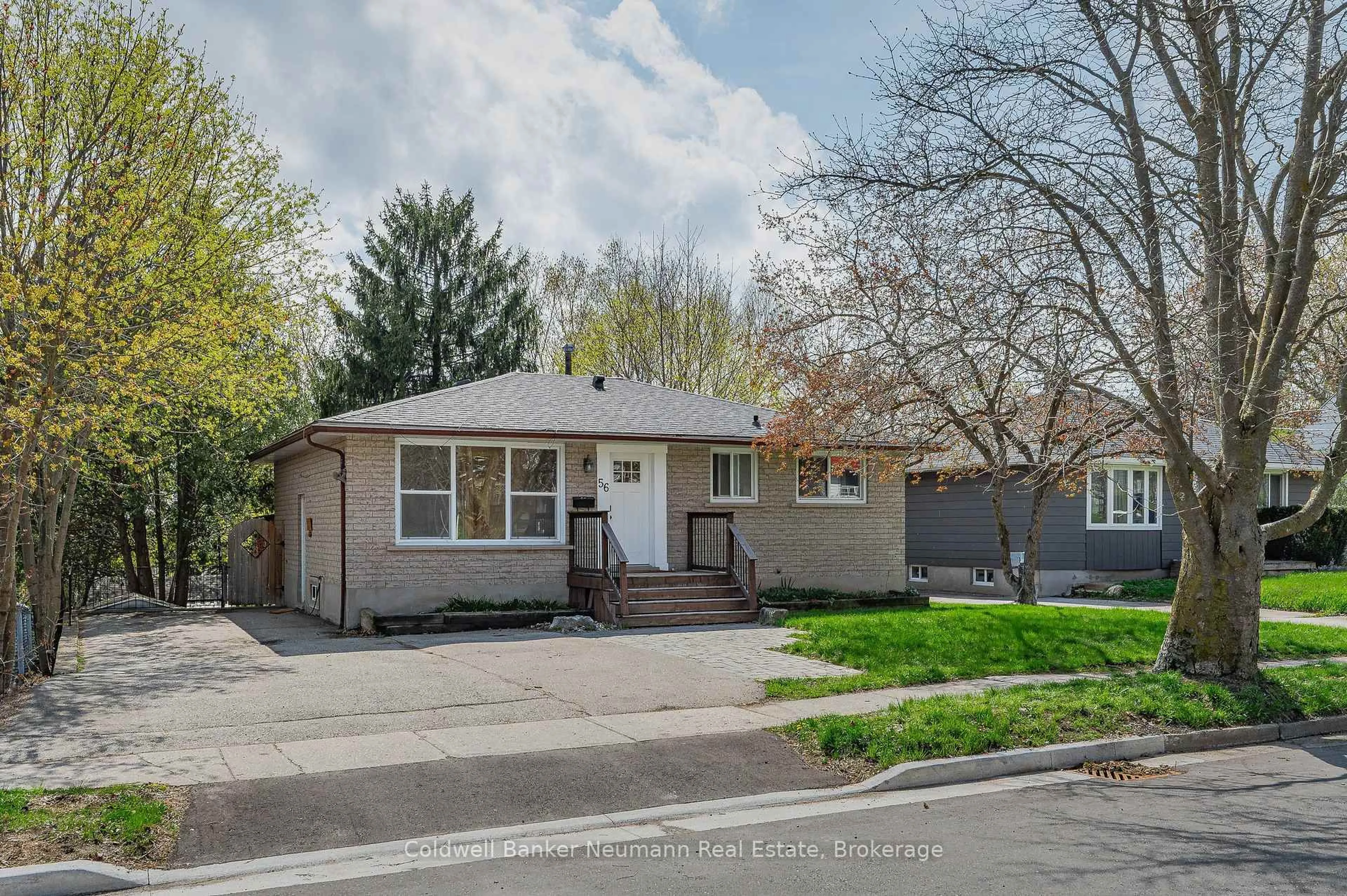 Home with vinyl exterior material, street for 56 Ridgewood Ave, Guelph Ontario N1H 6C5