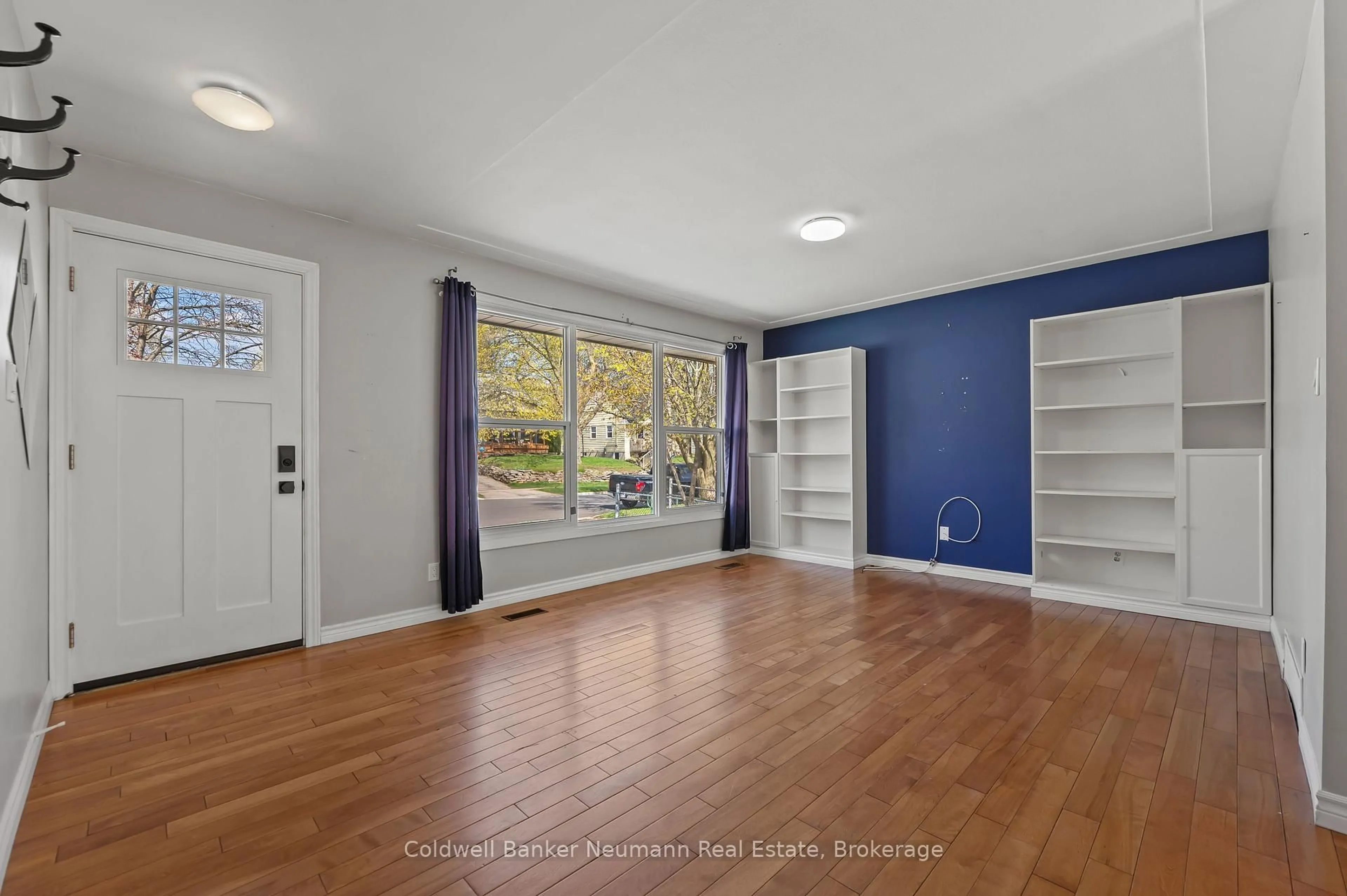 Indoor entryway for 56 Ridgewood Ave, Guelph Ontario N1H 6C5