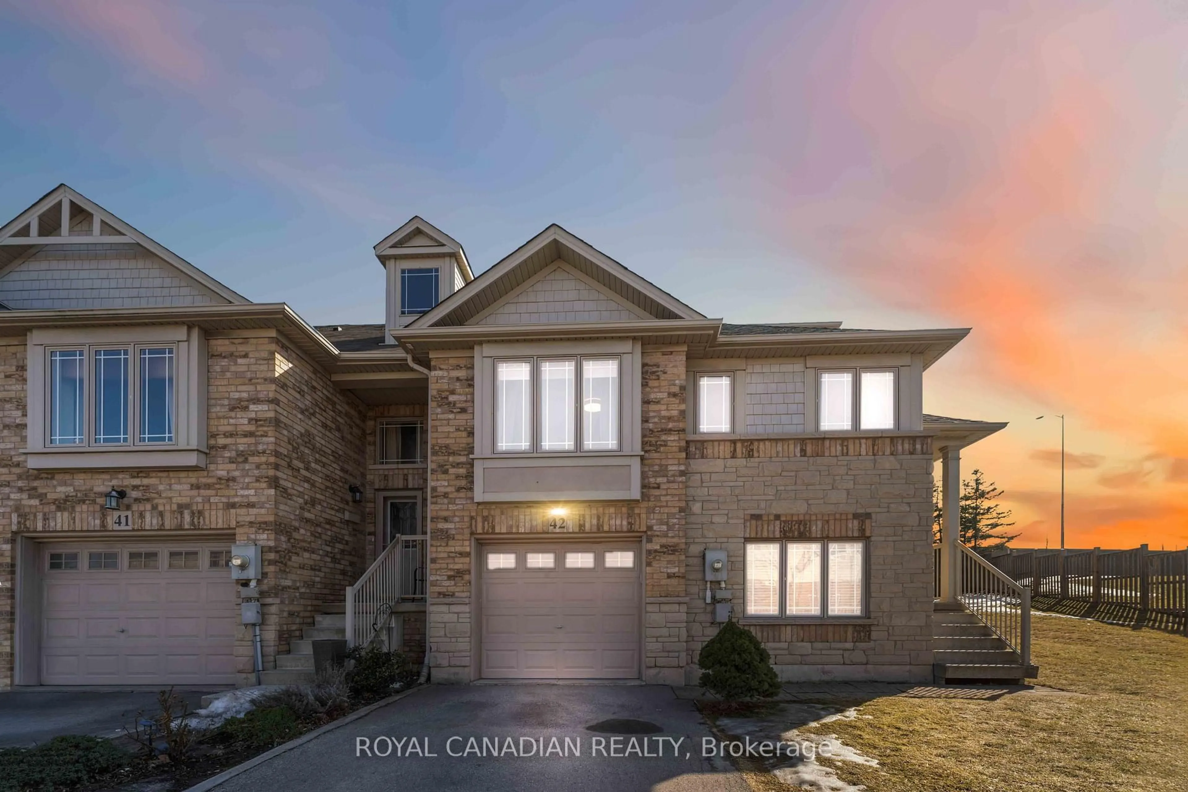 Home with brick exterior material, street for 242 Upper Mount Albion Rd #42, Hamilton Ontario L8J 0B1