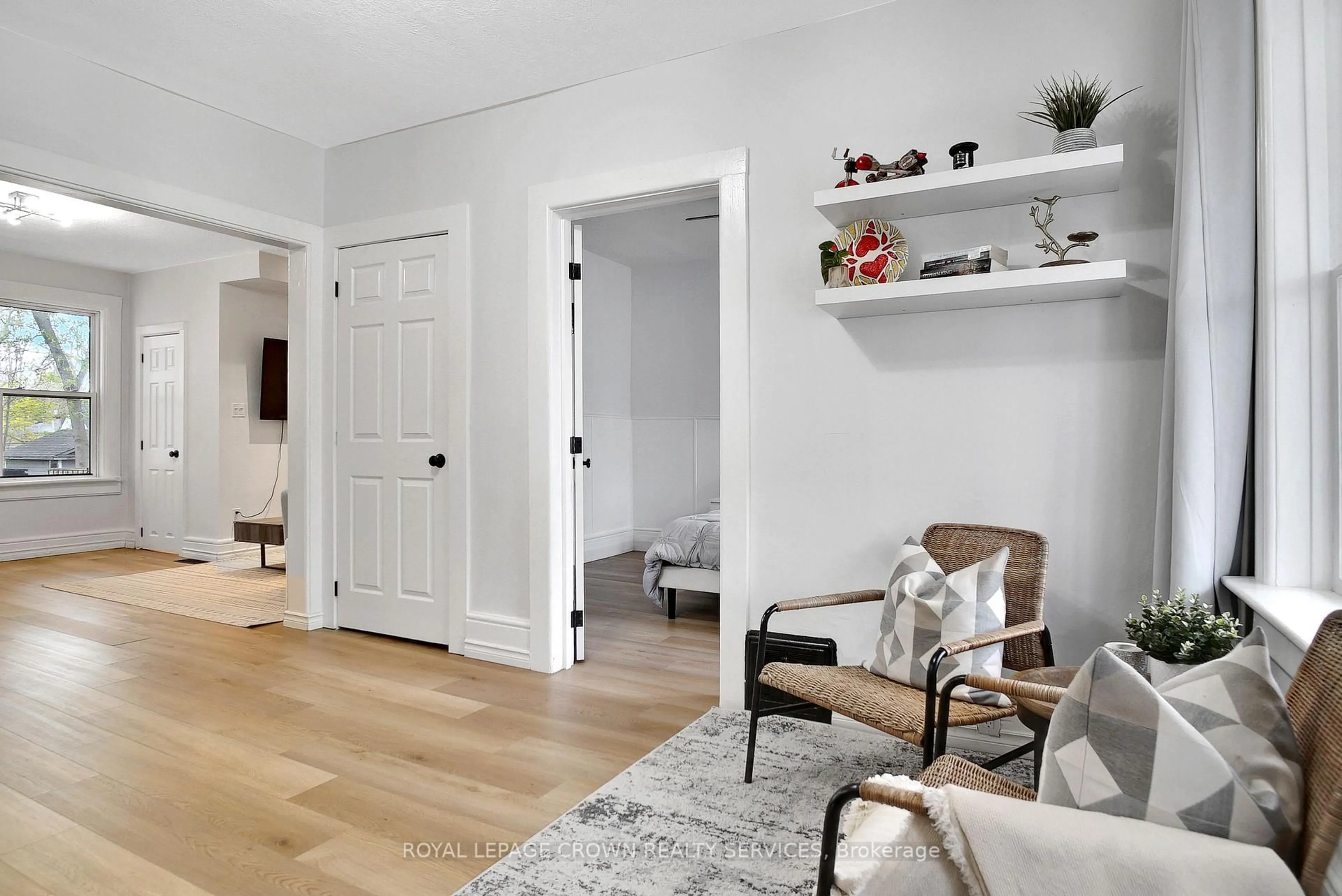 Indoor entryway for 38 Bergey St, Cambridge Ontario N3C 1P6