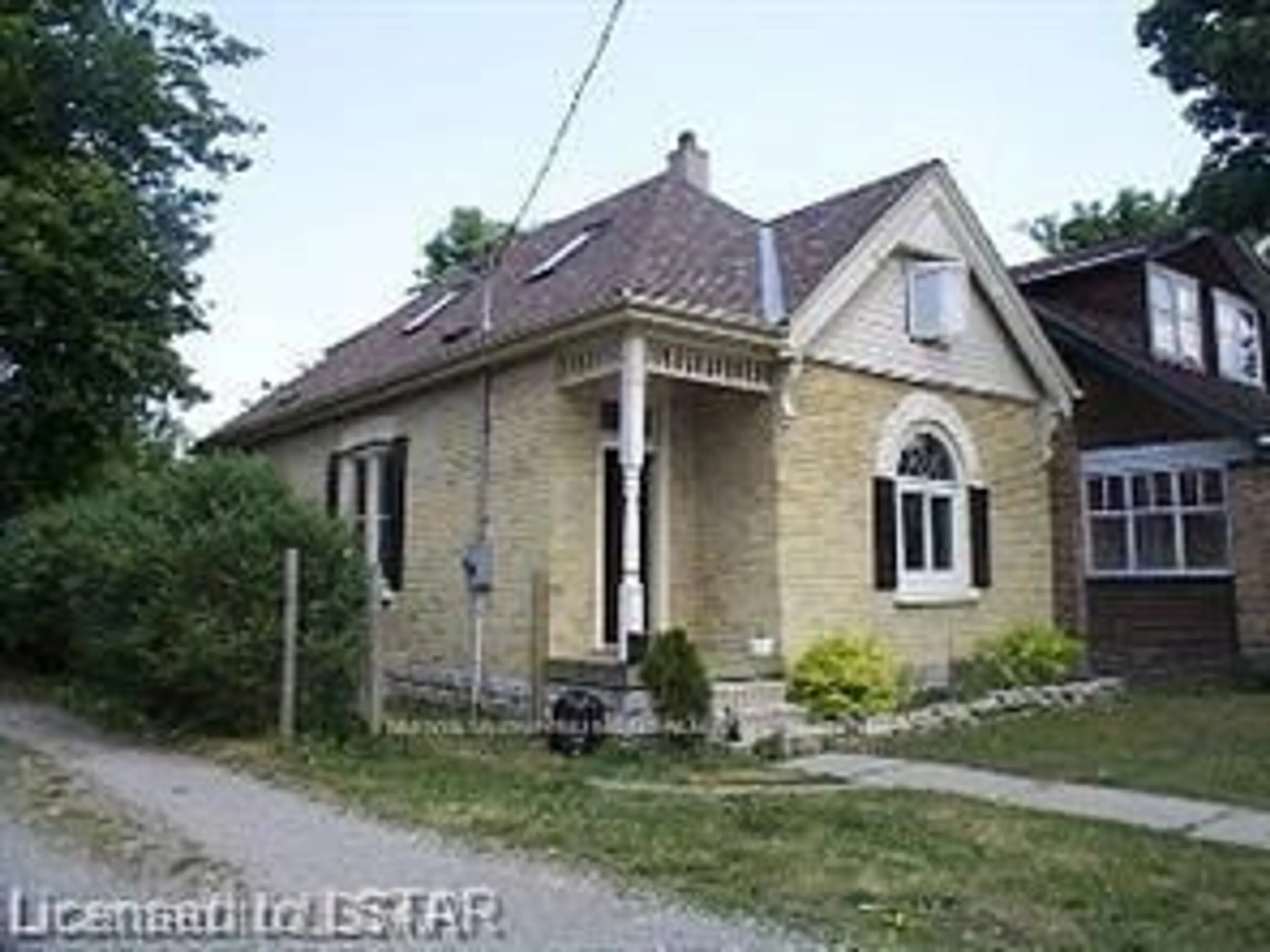 Home with brick exterior material, street for 208 Bernard Ave, London East Ontario N6A 2M8