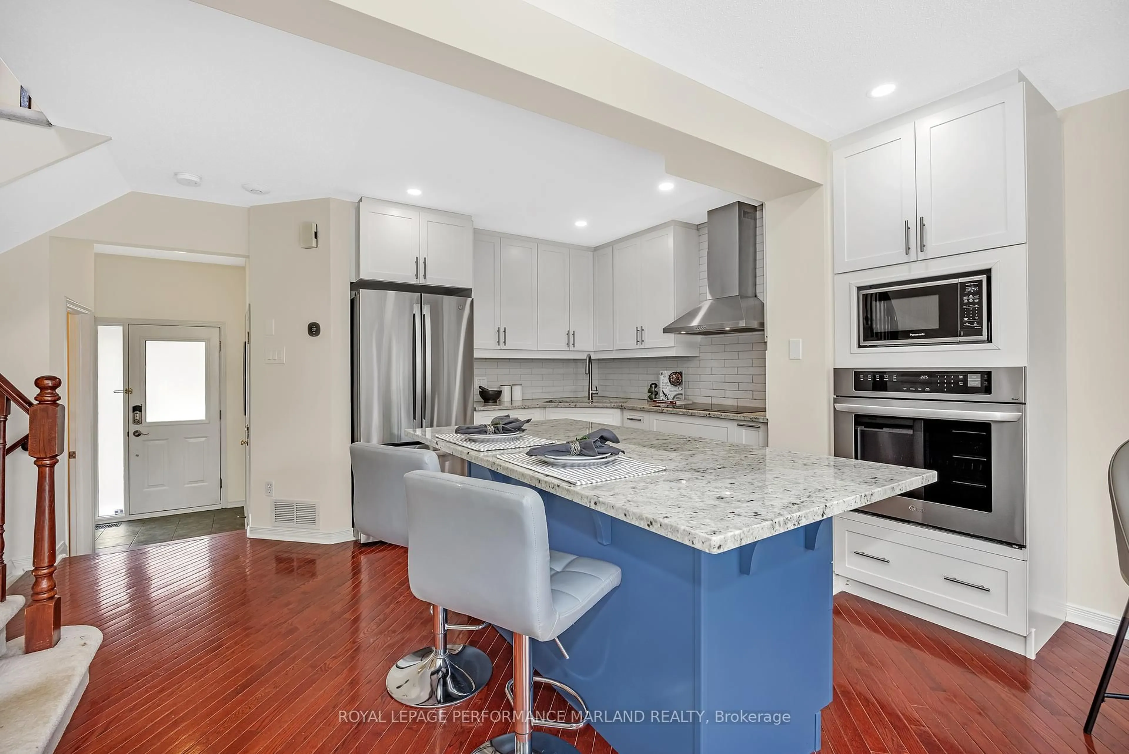 Open concept kitchen, ceramic/tile floor for 112 Blackdome Cres, Ottawa Ontario K2T 1B1