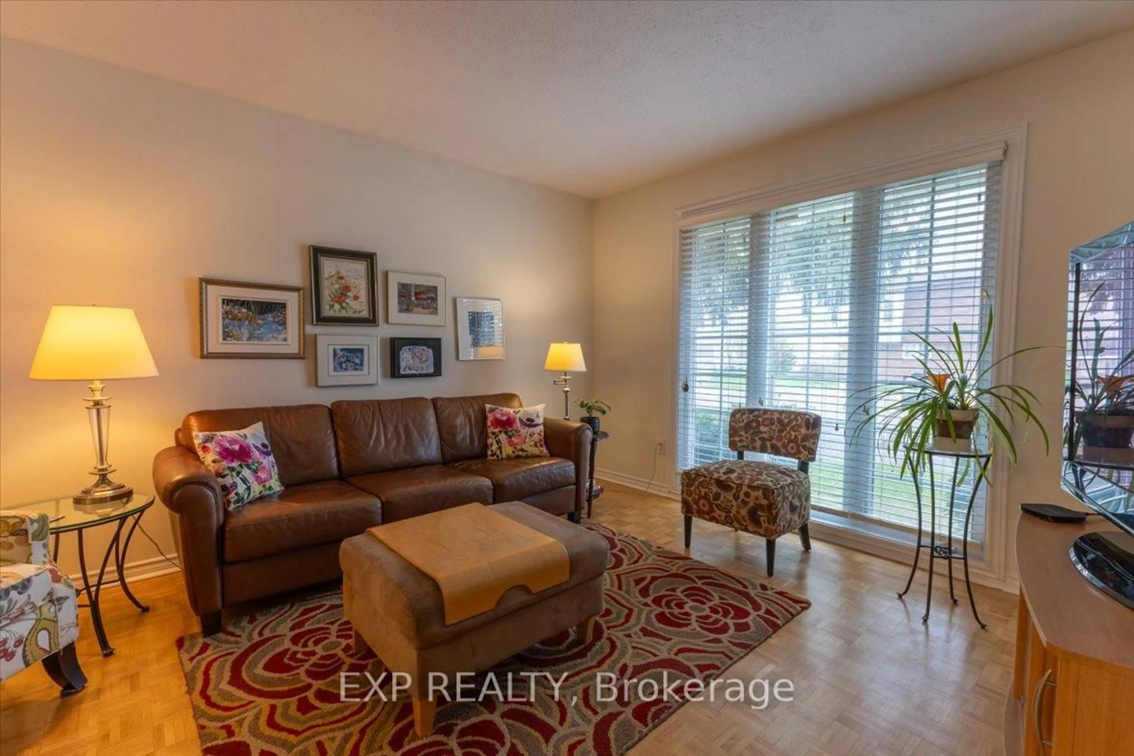 Living room with furniture, unknown for 422 Kintyre Private #141, Ottawa Ontario K2C 3M7