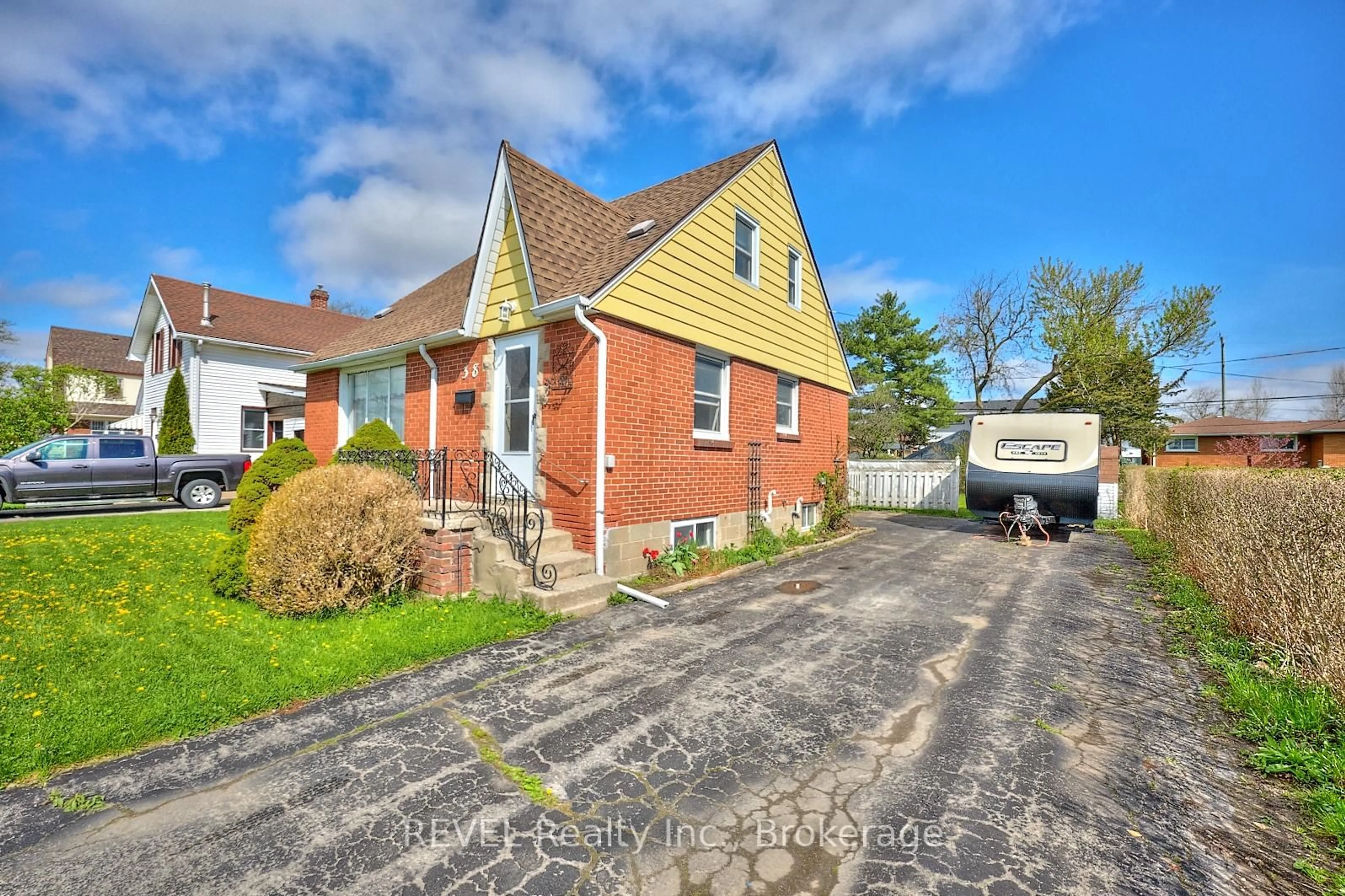 Home with brick exterior material, street for 38 Wintemute St, Fort Erie Ontario L2A 2N8