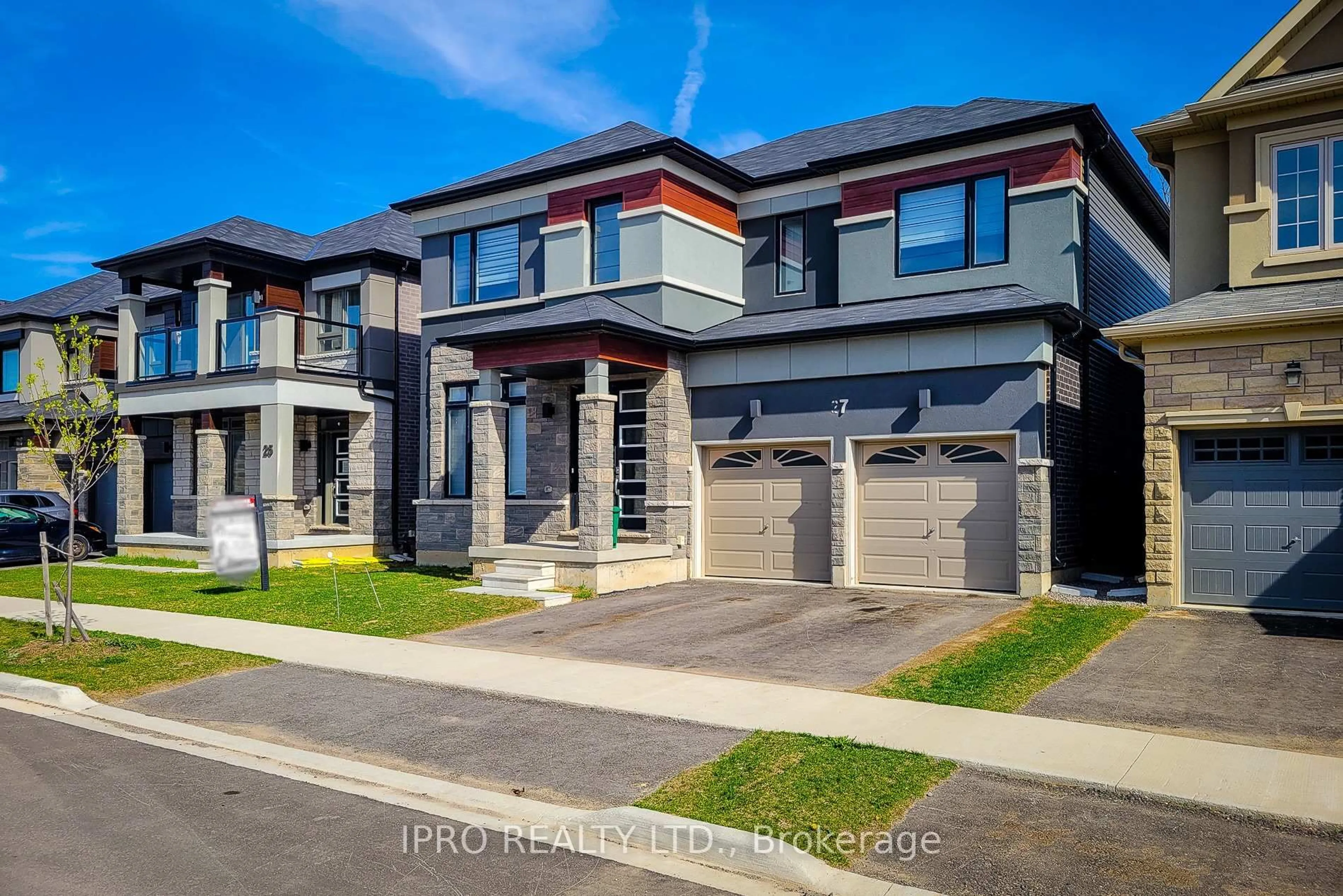 Home with brick exterior material, street for 27 Stauffer Rd, Brantford Ontario N2V 0B2