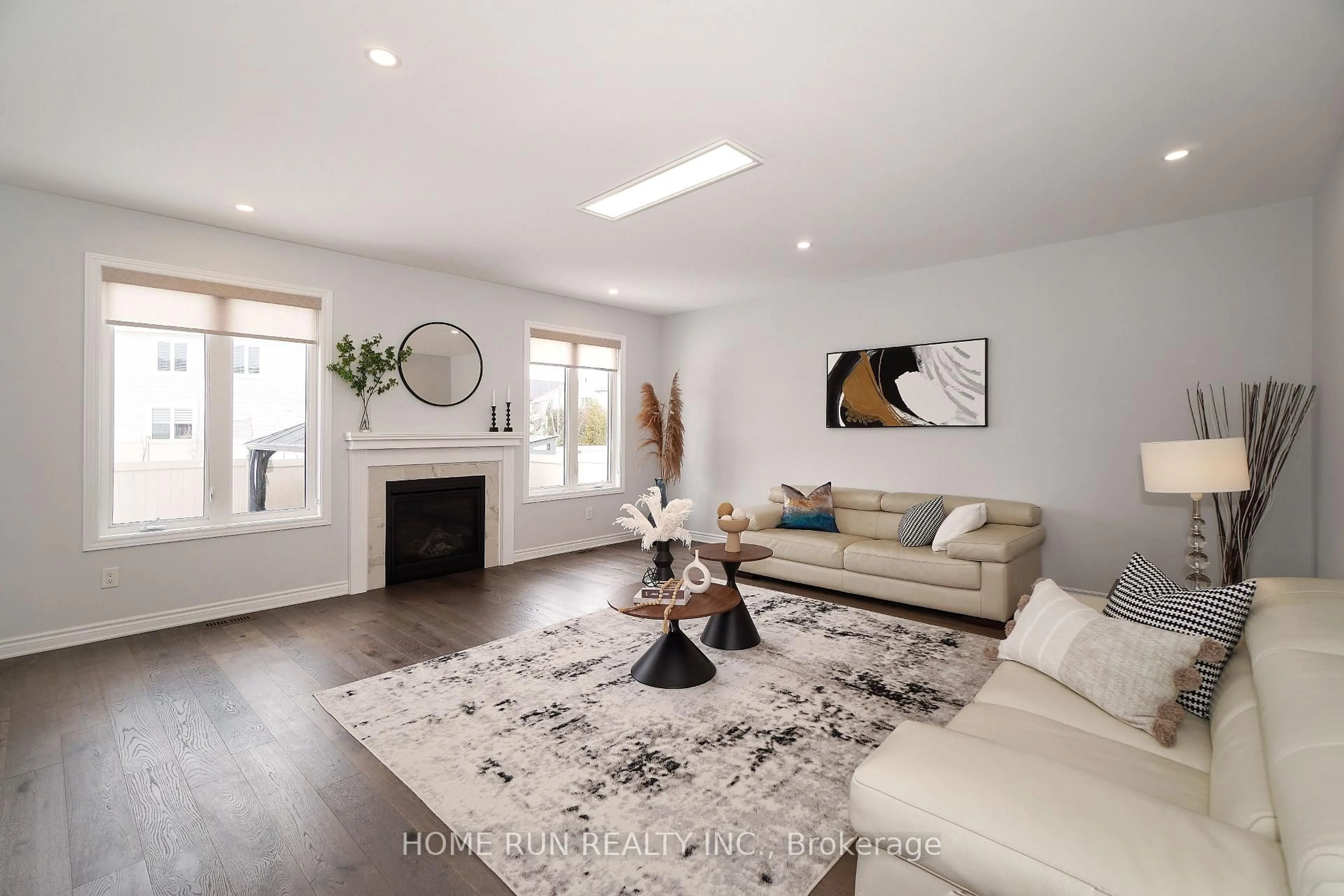 Living room with furniture, unknown for 580 MALAHAT Way, Ottawa Ontario K2V 0J6