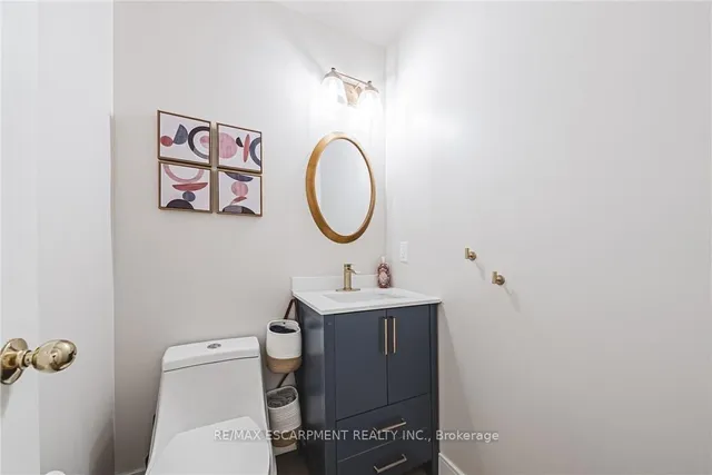 Additional property image - 6 Windmill Pl