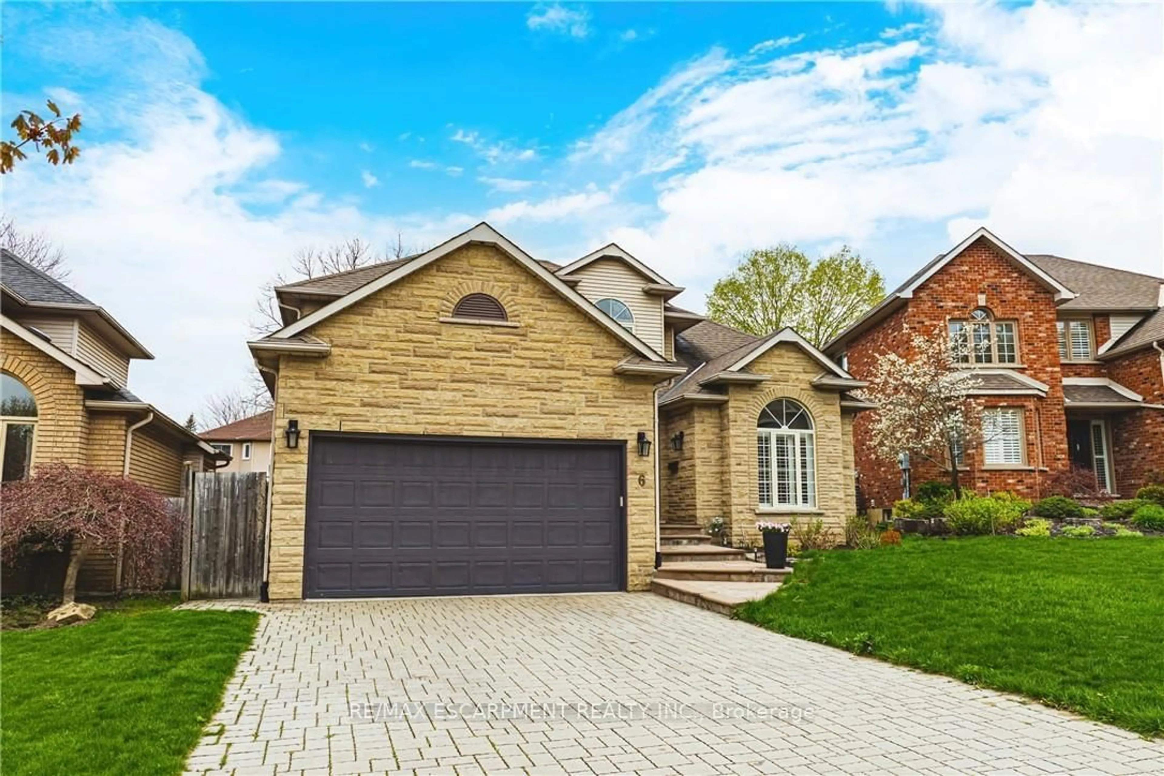 Home with brick exterior material, street for 6 Windmill Pl, Hamilton Ontario L9M 6V9
