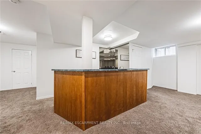 Additional property image - 6 Windmill Pl