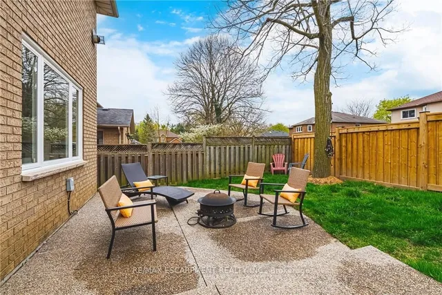 Additional property image - 6 Windmill Pl