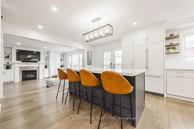 Additional property image - 6 Windmill Pl
