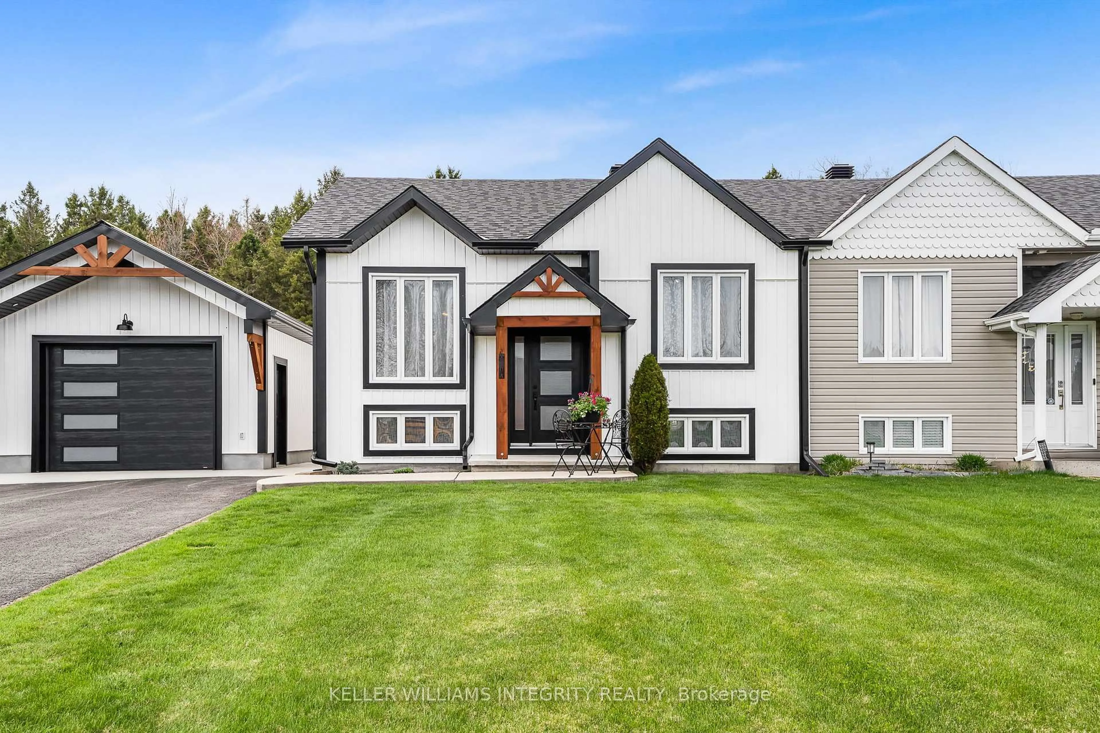 Home with vinyl exterior material, street for 530A Devista Blvd, Alfred and Plantagenet Ontario K0B 1A0